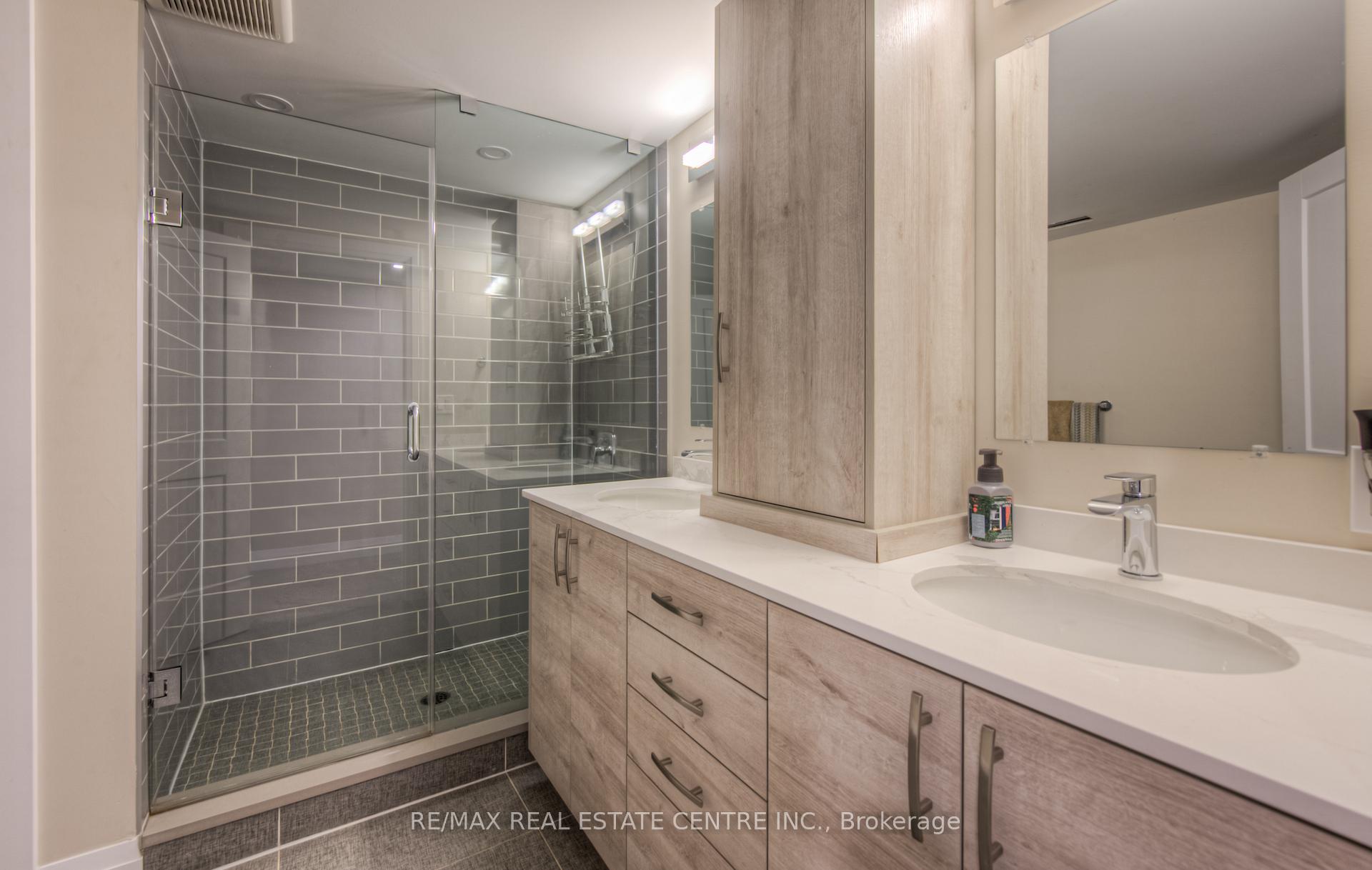 Photo 42 of 226 Brant Road, Brant, South Dumfries — HOMEH