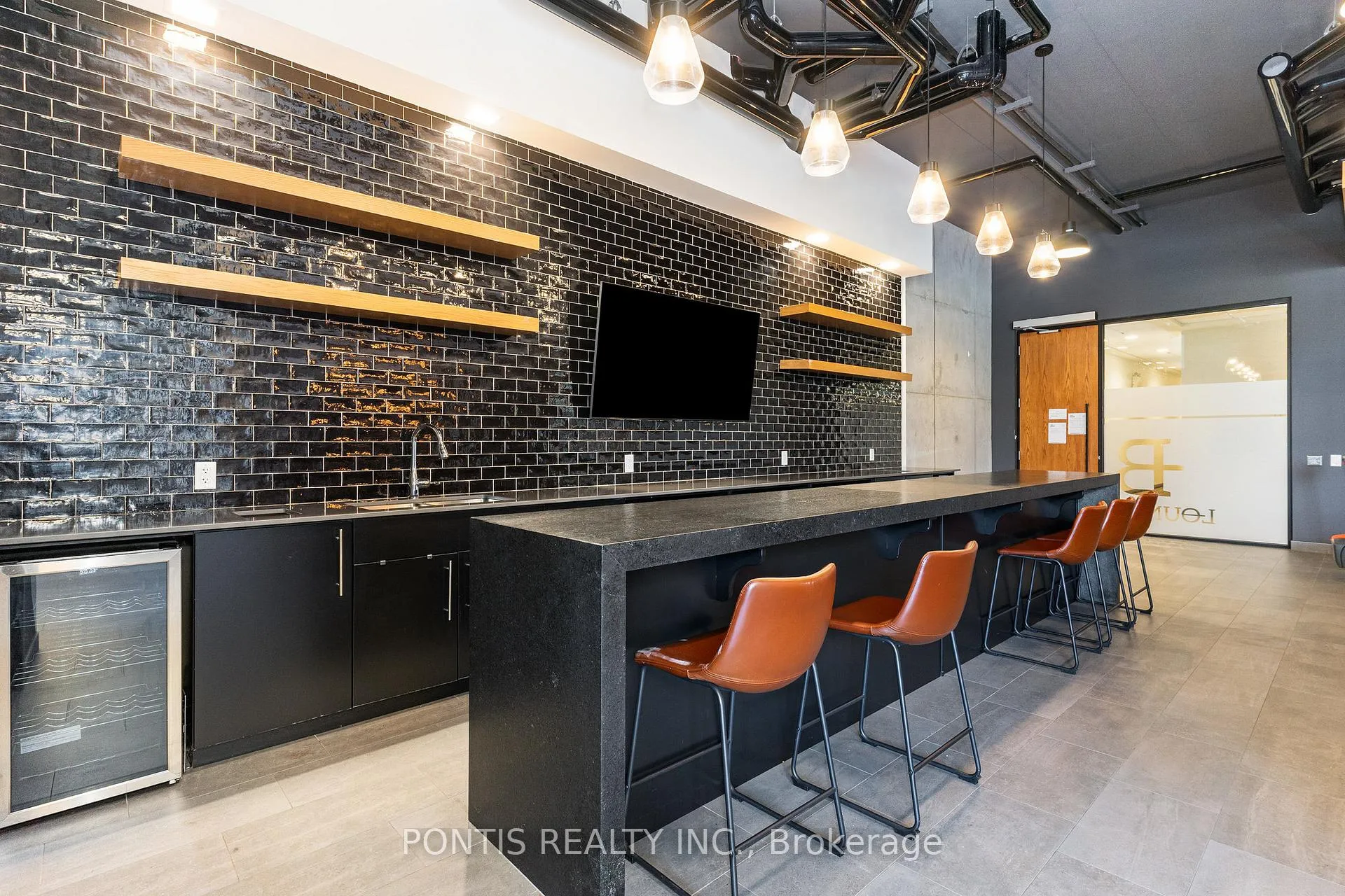 Photo 13 of Unit 207, 251 Northfield Drive E, Waterloo — HOMEH