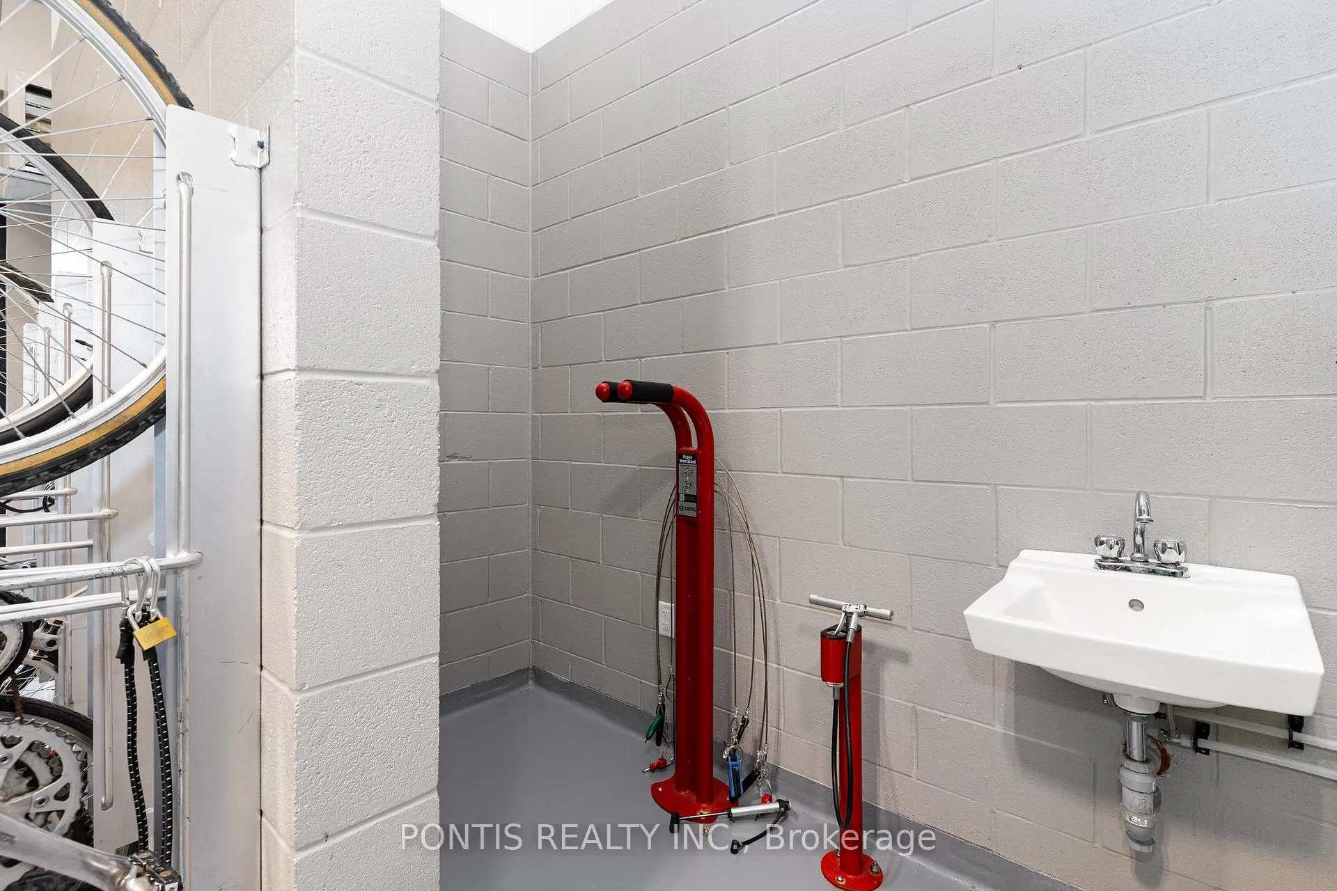 Photo 29 of Unit 207, 251 Northfield Drive E, Waterloo — HOMEH