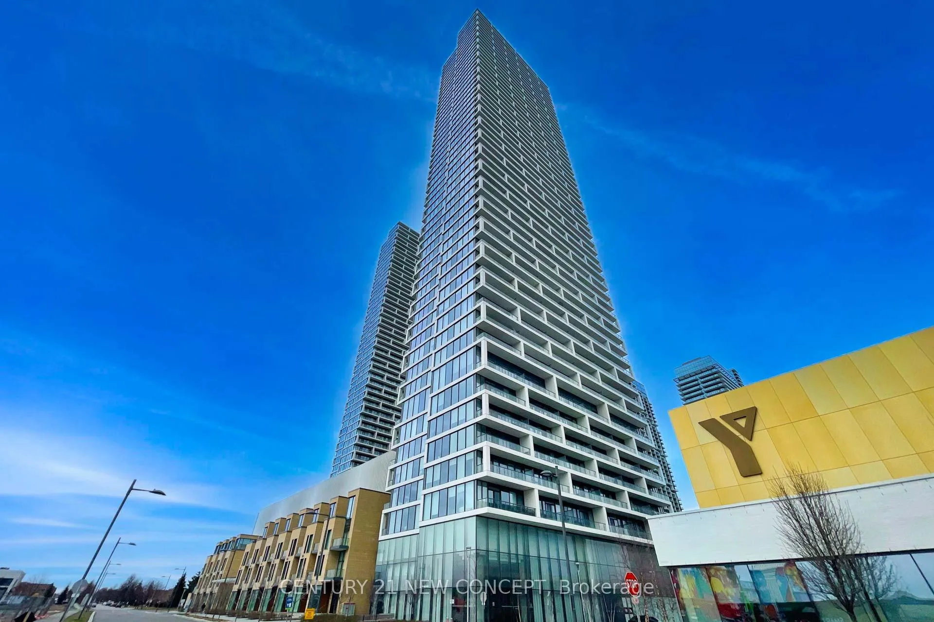 Front of Unit 3806, 5 Buttermill Avenue