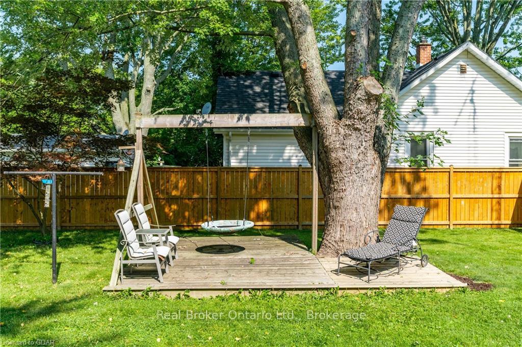 Photo 37 of 17 King Street S, Chatham-Kent — HOMEH