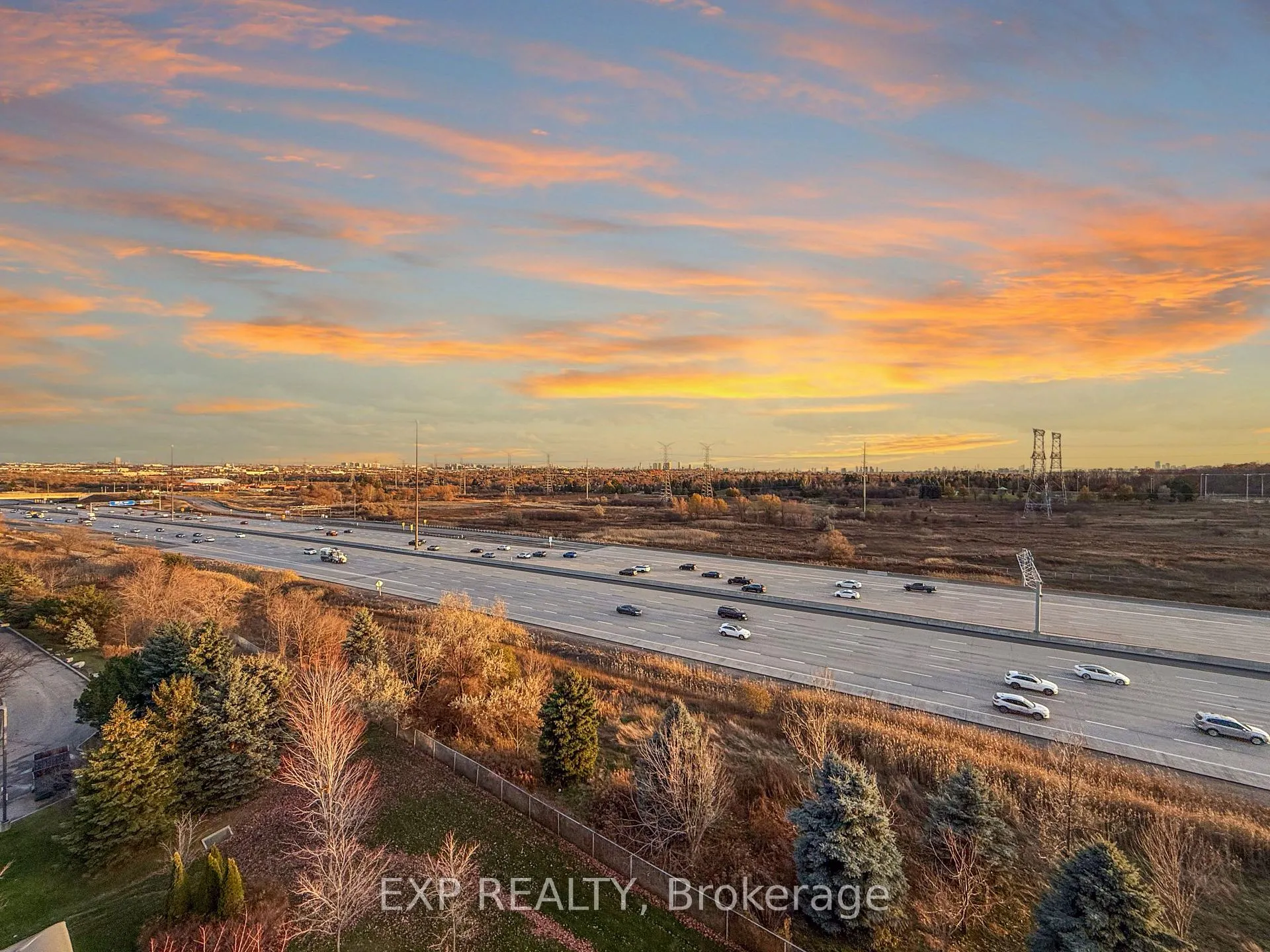 Photo 13 of Unit 909, 325 south park Road, Markham, Commerce Valley — HOMEH