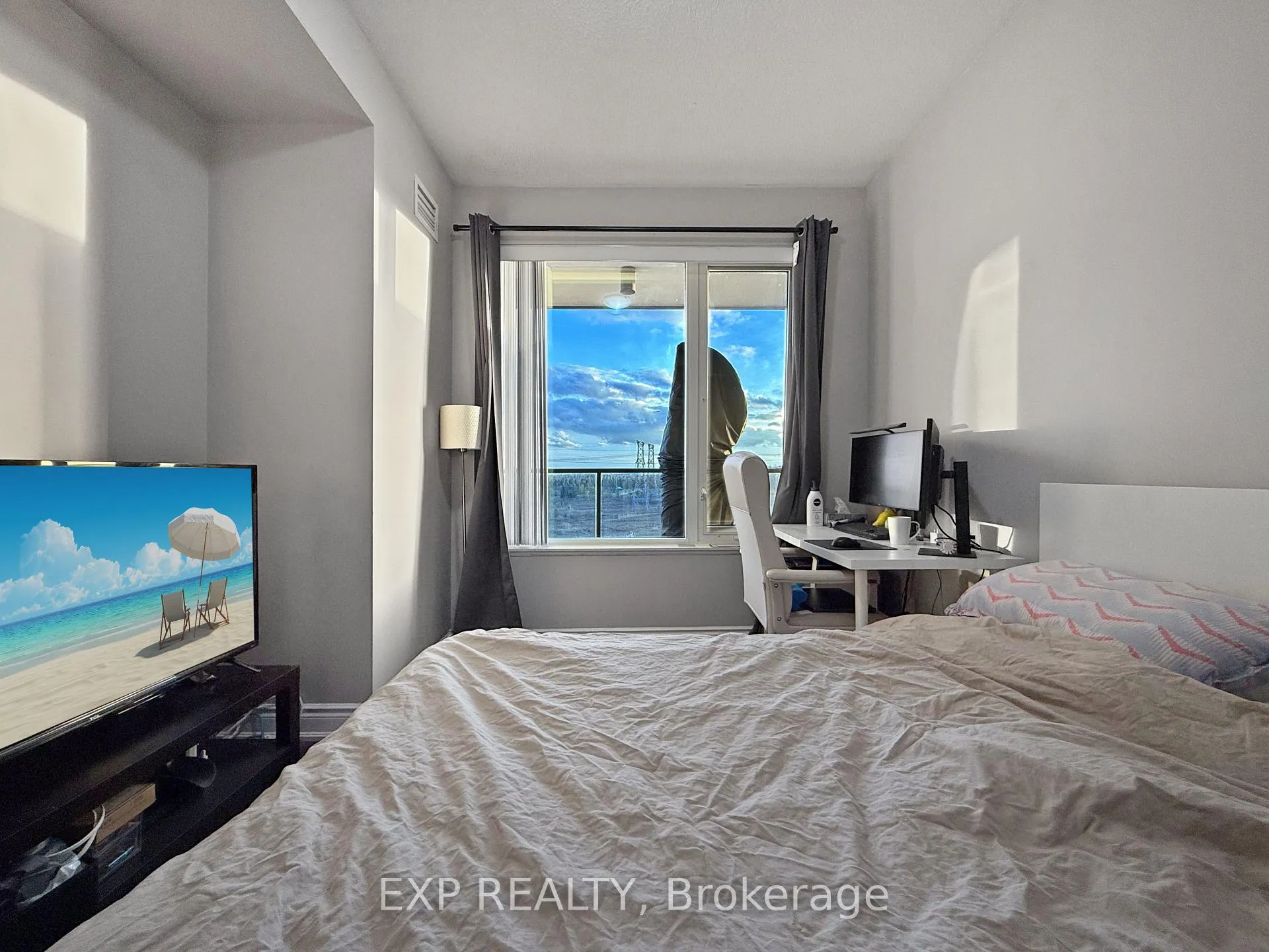 Photo 16 of Unit 909, 325 south park Road, Markham, Commerce Valley — HOMEH