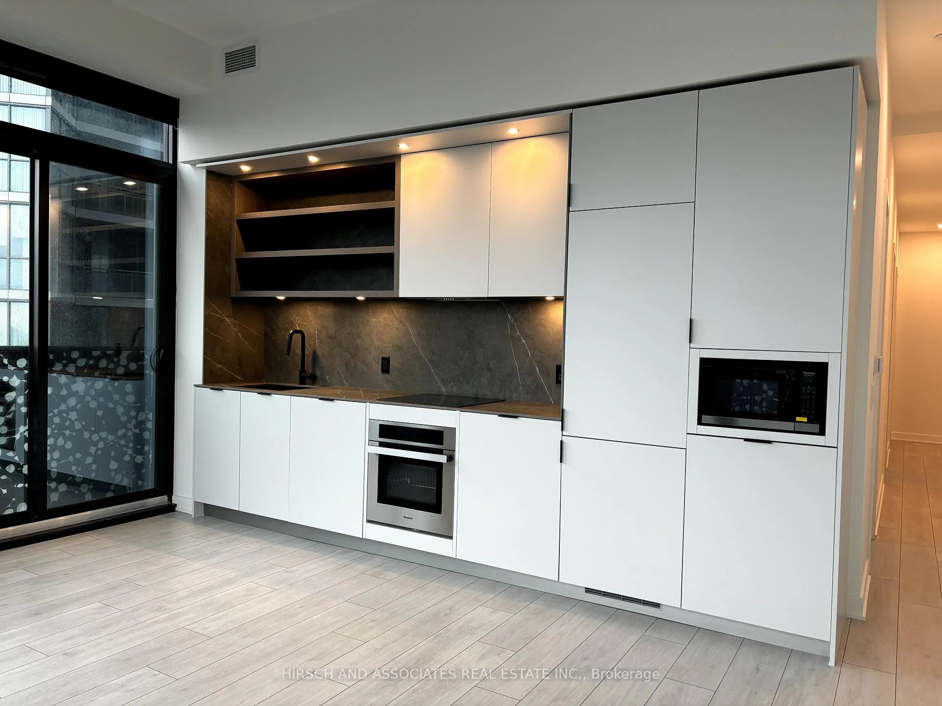 Front of Unit 2006, 55 Charles Street E