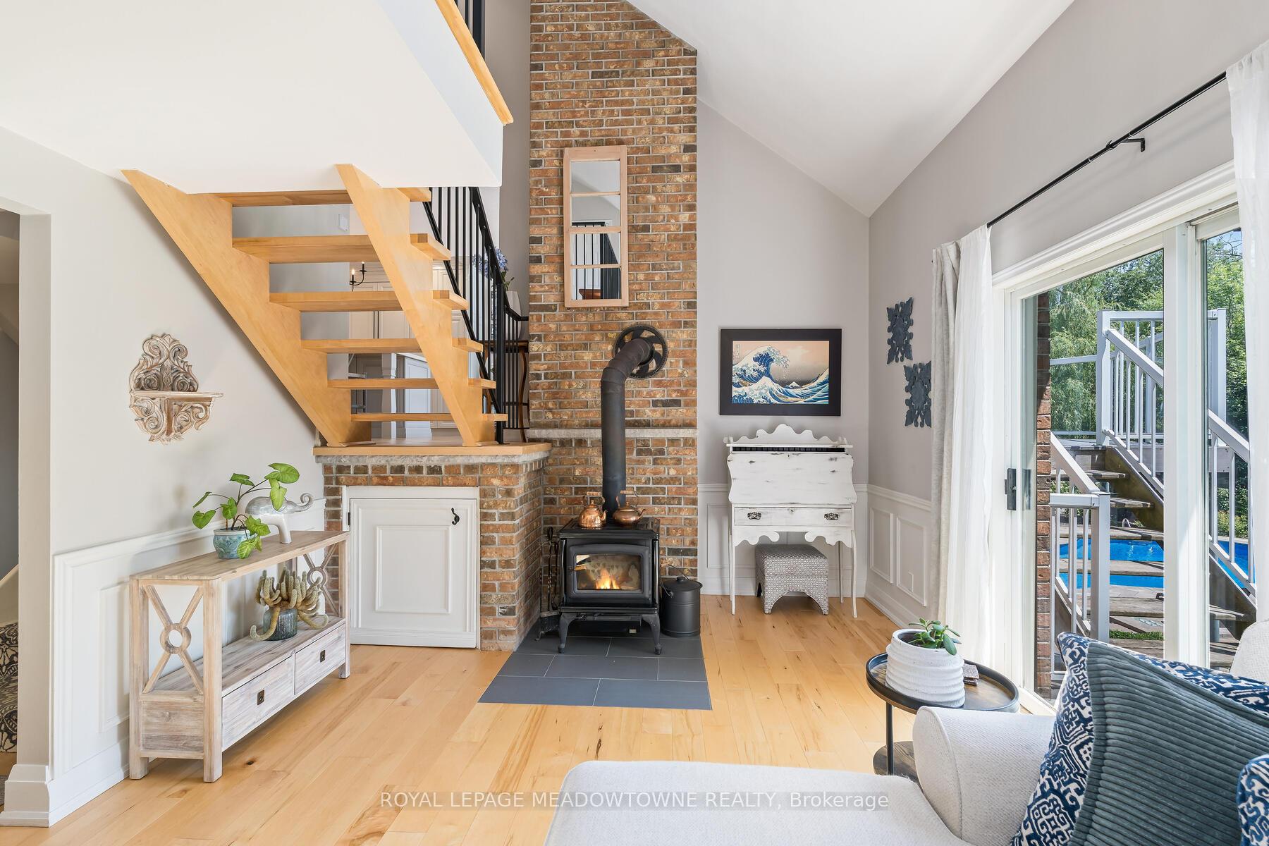 Photo 15 of 1 Erinlea Crescent, Erin — HOMEH