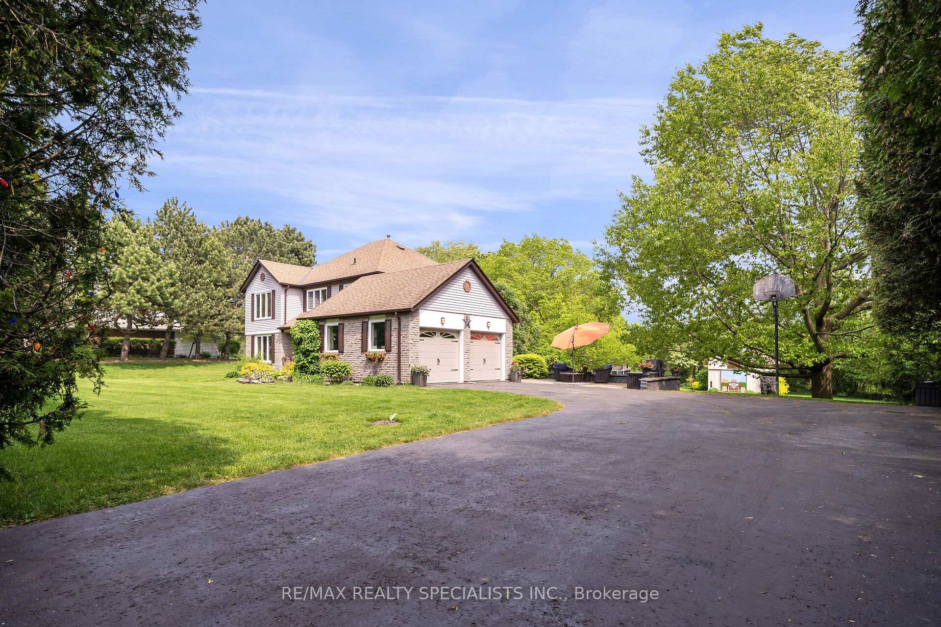 Photo 2 of 30 Autumn Drive, Caledon, Caledon Village — HOMEH