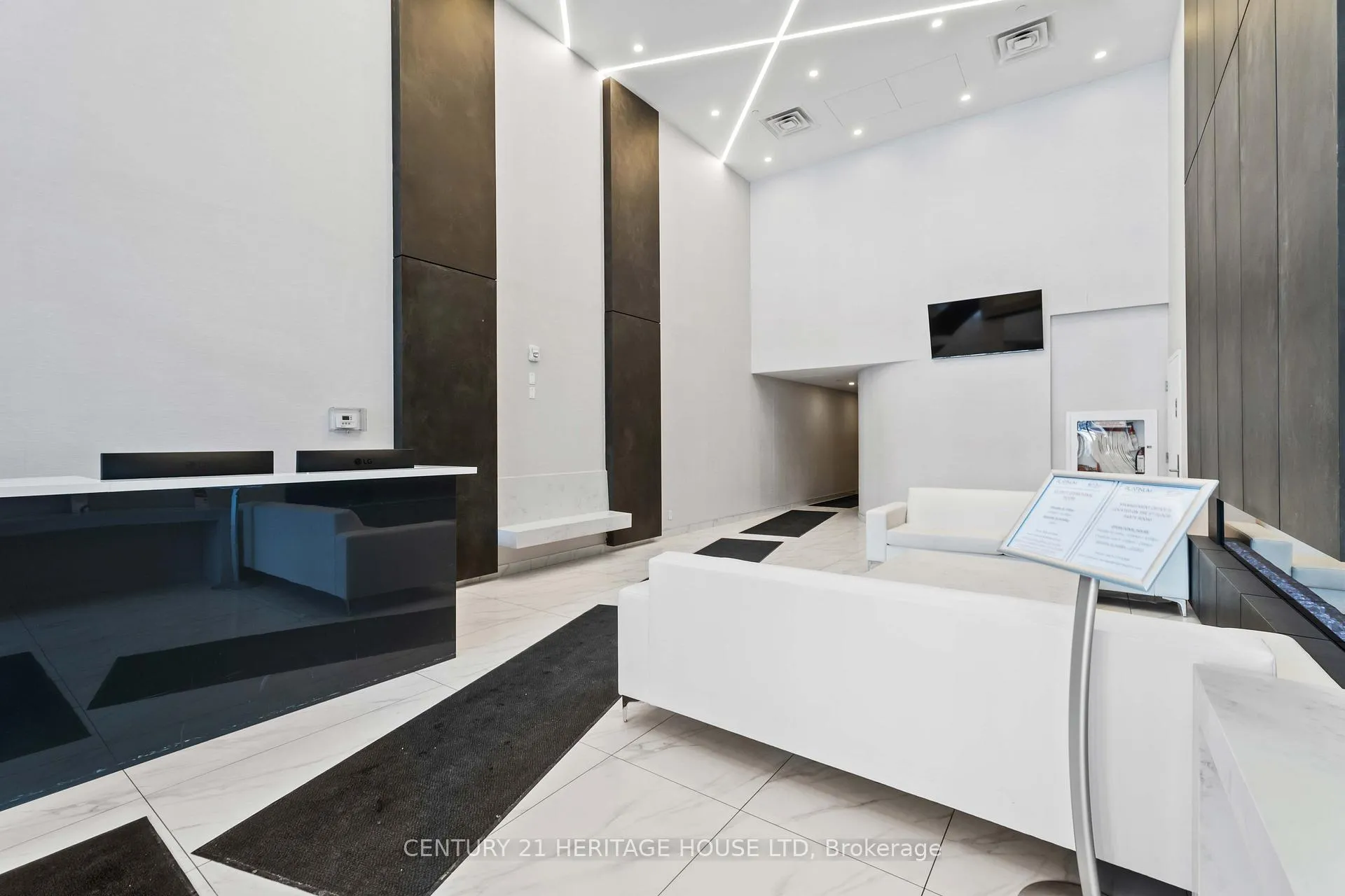 Photo 5 of Unit 1504, 15 Queen Street S, Hamilton, Central — HOMEH