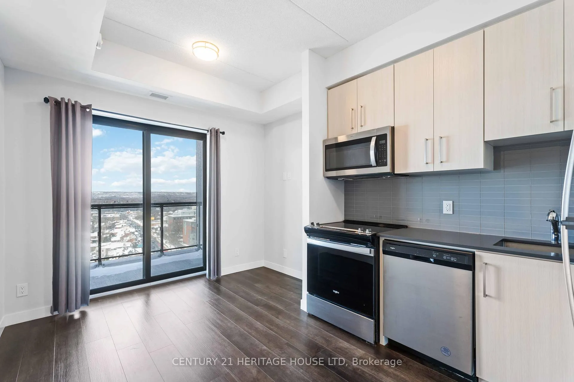Photo 12 of Unit 1504, 15 Queen Street S, Hamilton, Central — HOMEH