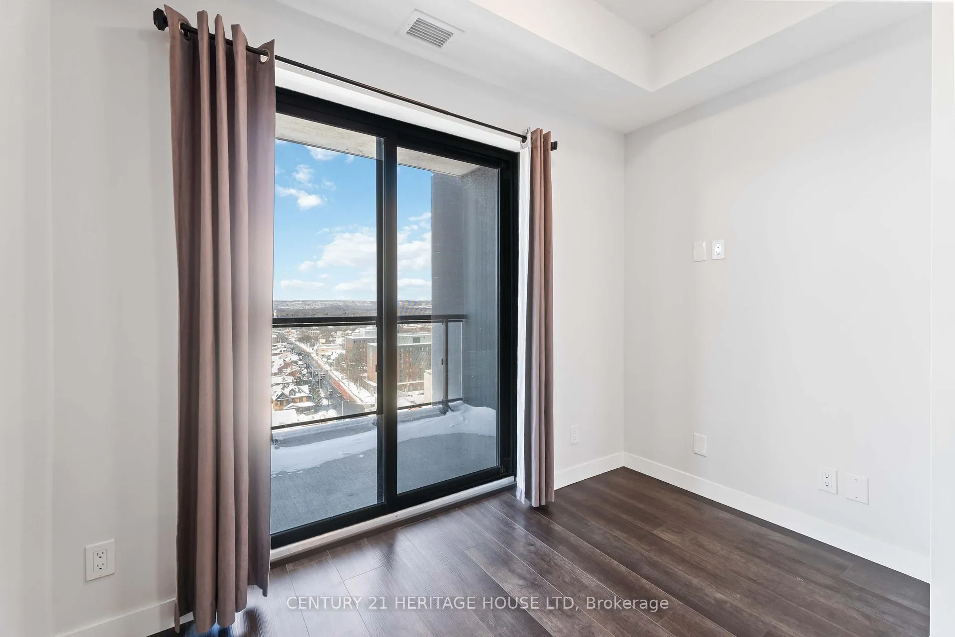Photo 14 of Unit 1504, 15 Queen Street S, Hamilton, Central — HOMEH