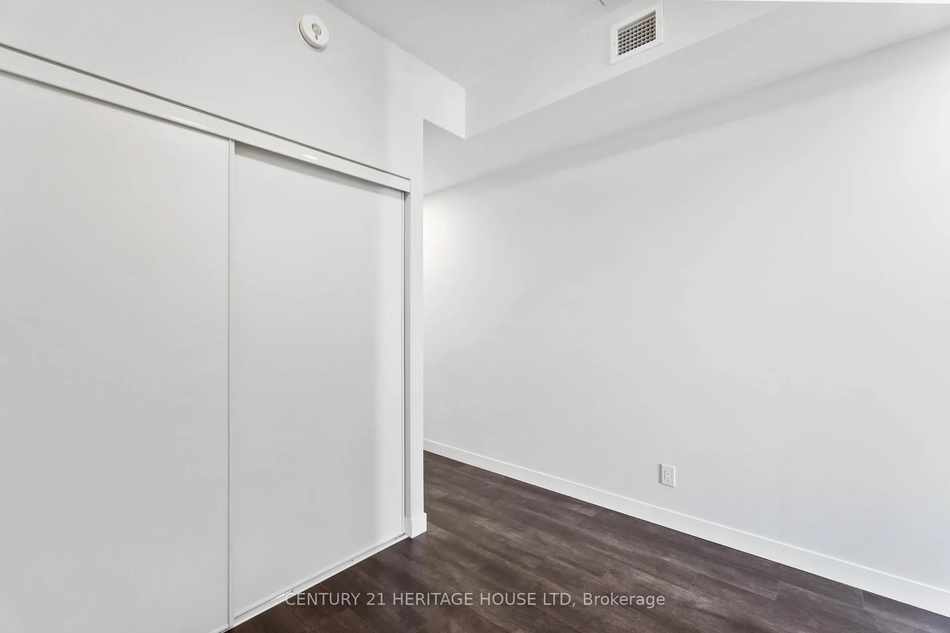 Photo 17 of Unit 1504, 15 Queen Street S, Hamilton, Central — HOMEH
