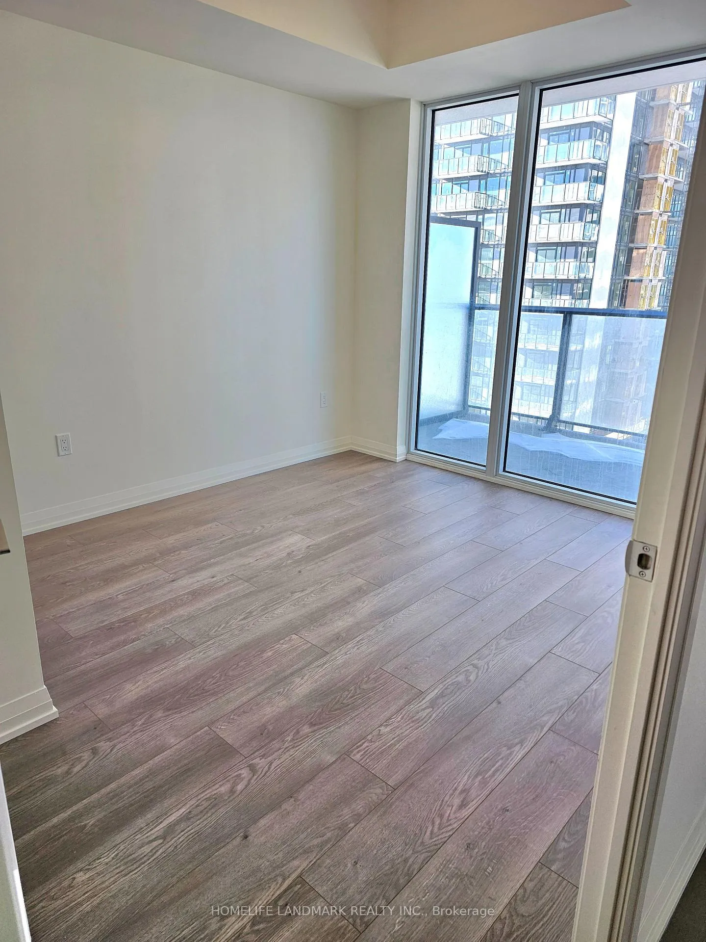 Photo 9 of Unit 1417, 8960 jane Street, Vaughan, Concord — HOMEH