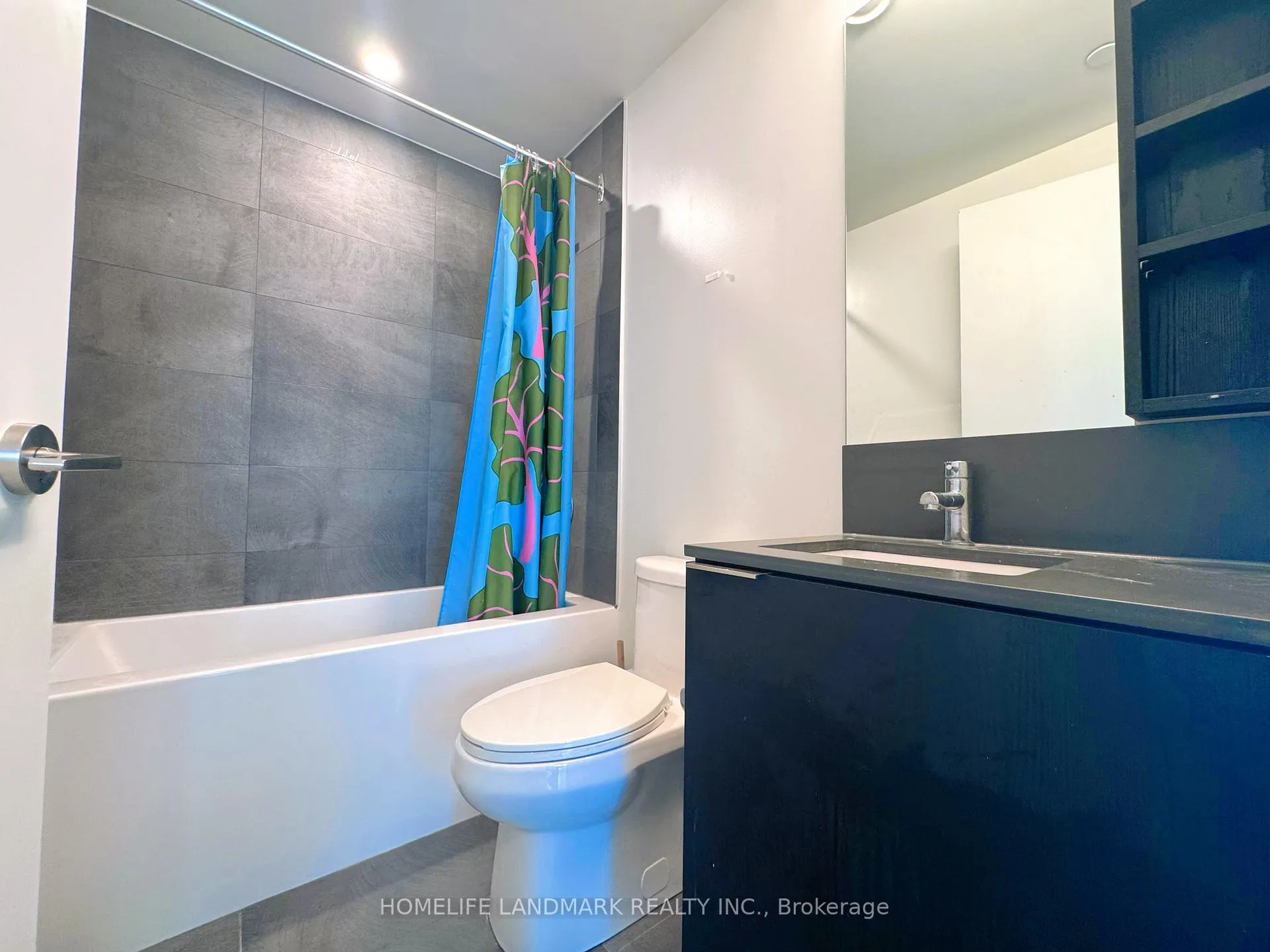 Photo 11 of Unit 4709, 7890 Jane Street, Vaughan, Vaughan Corporate Centre — HOMEH