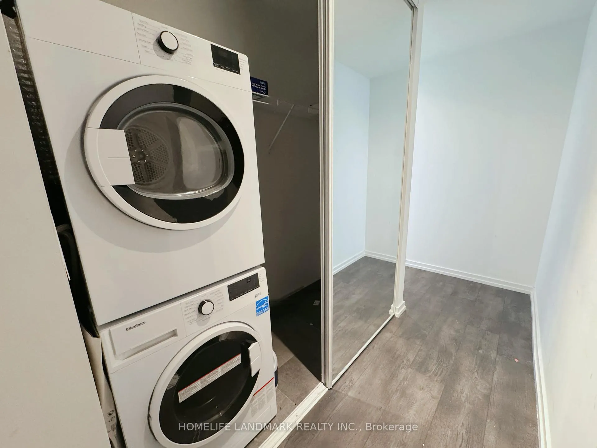 Photo 13 of Unit 4709, 7890 Jane Street, Vaughan, Vaughan Corporate Centre — HOMEH