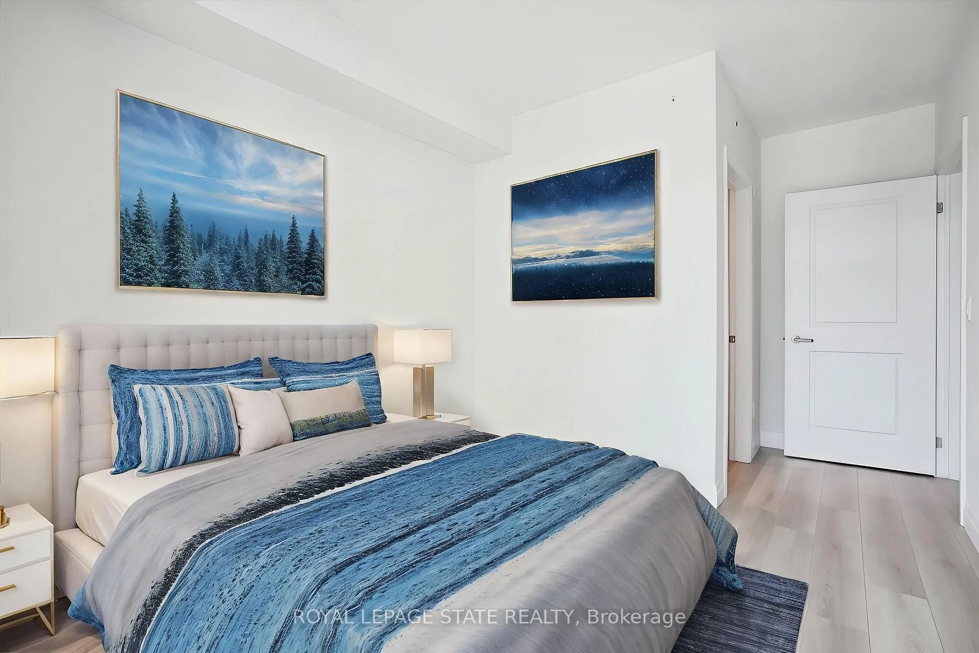 Photo 4 of Unit 213, 153 Wilson Street W, Hamilton, Ancaster — HOMEH