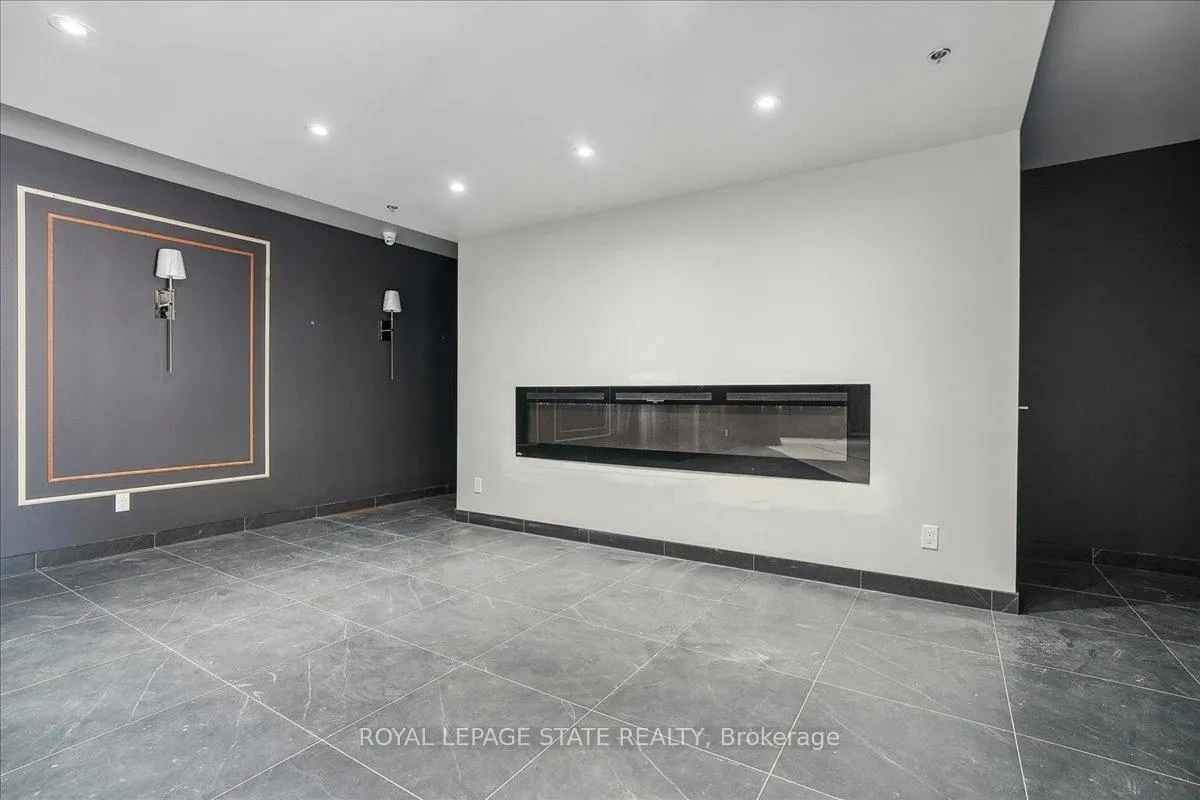 Photo 13 of Unit 213, 153 Wilson Street W, Hamilton, Ancaster — HOMEH