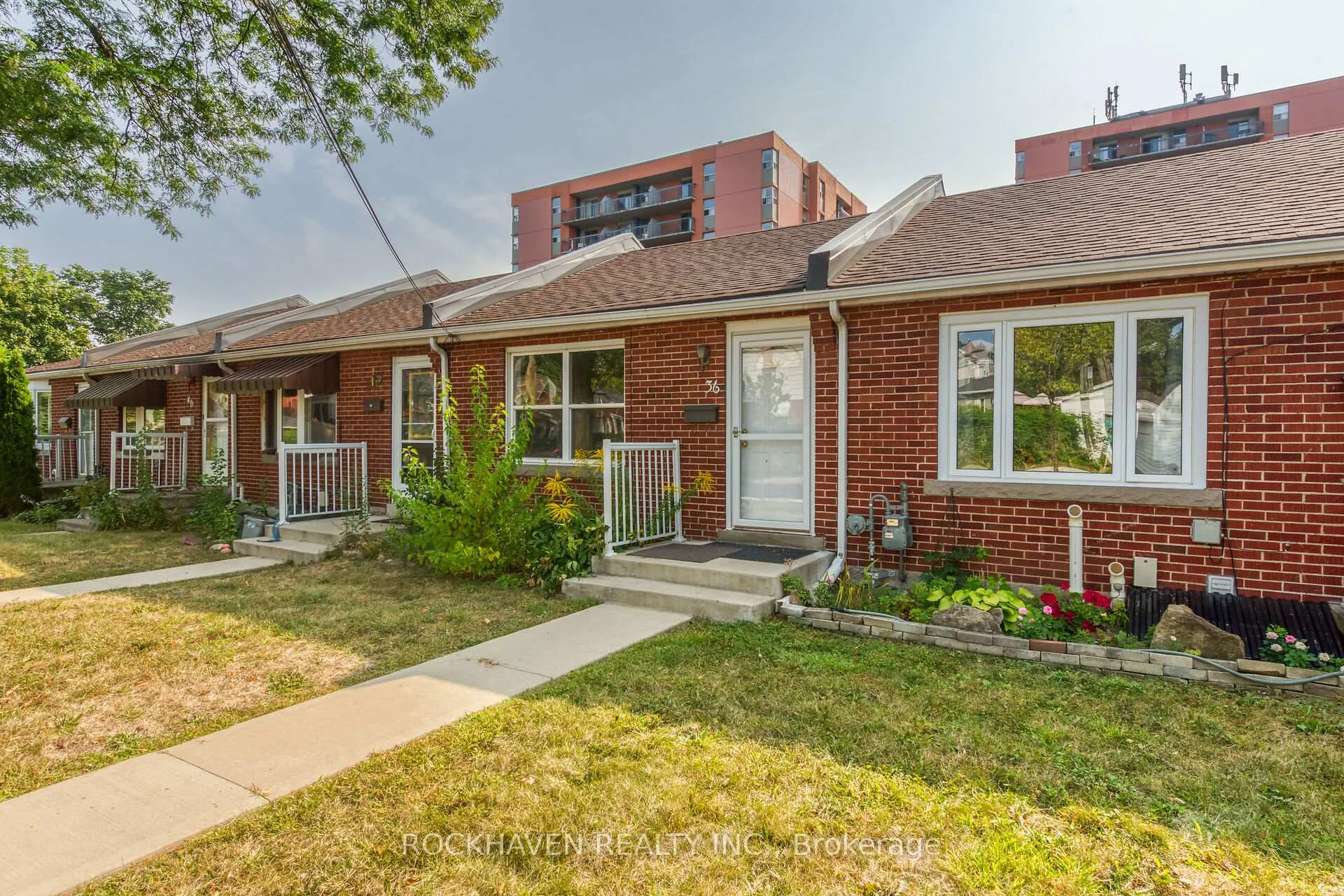 Front of 36 Macklin Street N