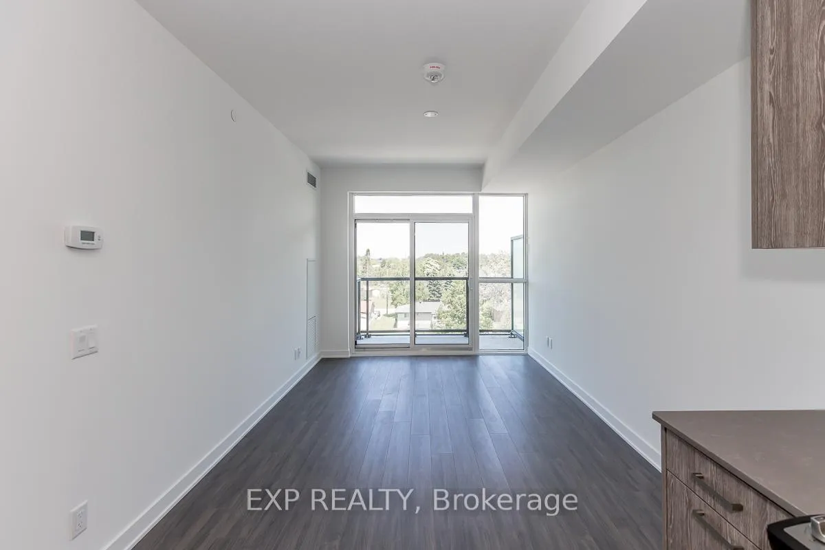 Photo 5 of Unit 426, 681 Yonge Street, Barrie, Painswick South — HOMEH