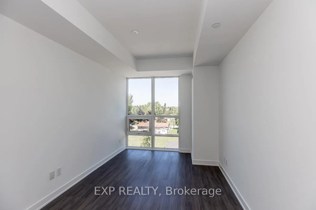 Photo 9 of Unit 426, 681 Yonge Street, Barrie, Painswick South — HOMEH