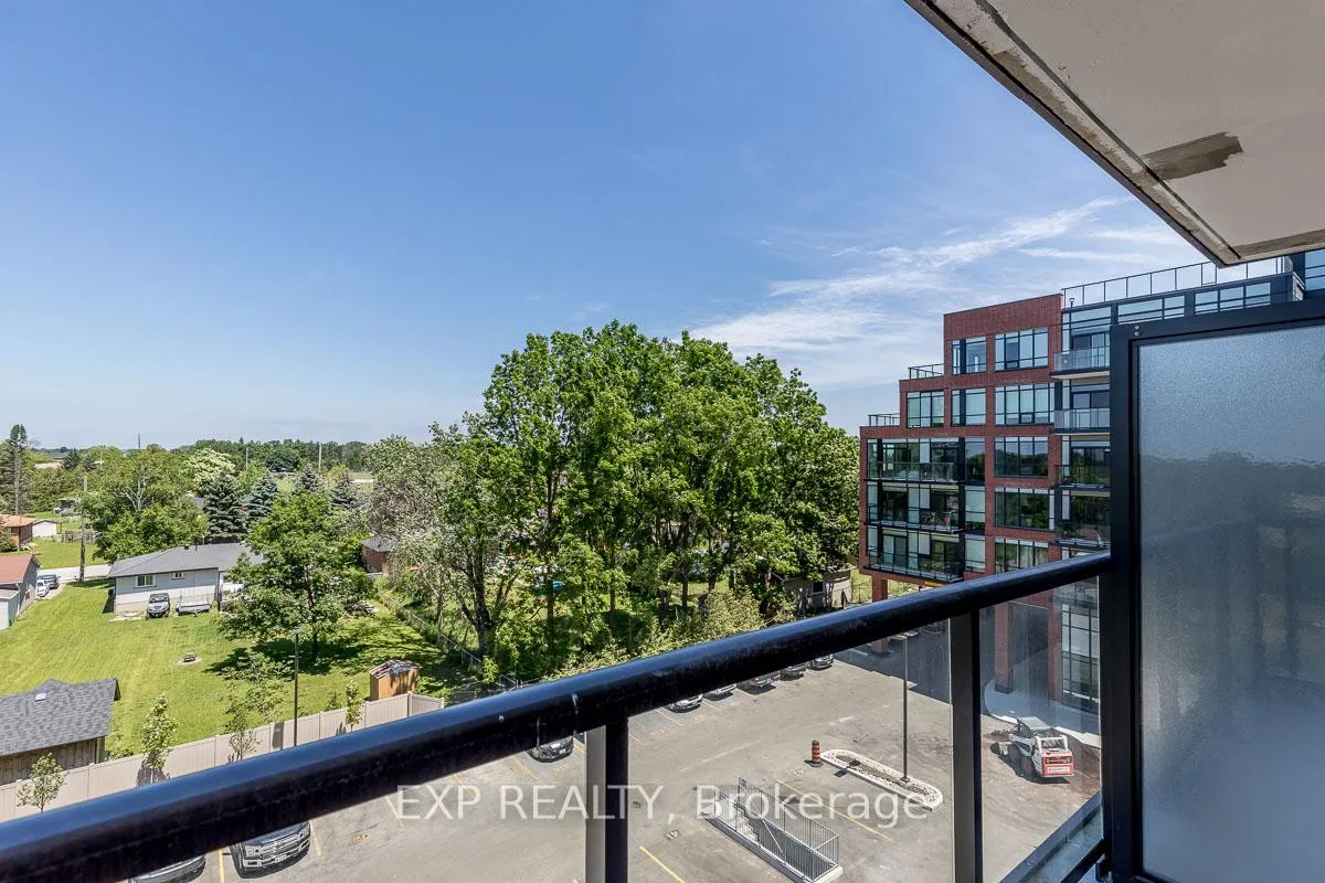 Photo 13 of Unit 426, 681 Yonge Street, Barrie, Painswick South — HOMEH