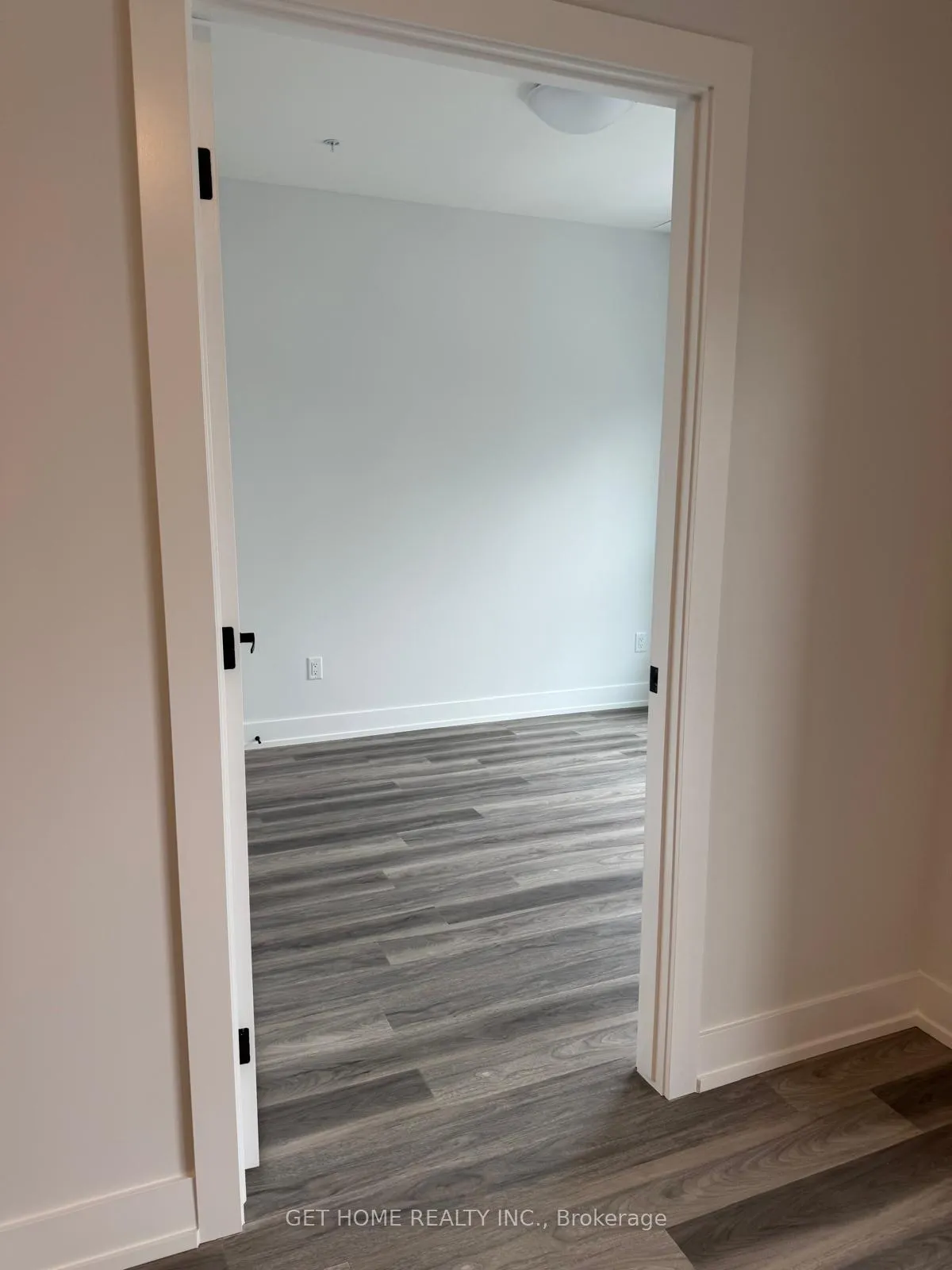 Photo 10 of Unit 520, 1200 Lackner Boulevard, Kitchener — HOMEH
