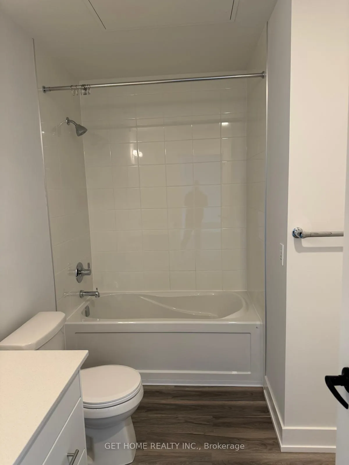 Photo 11 of Unit 520, 1200 Lackner Boulevard, Kitchener — HOMEH