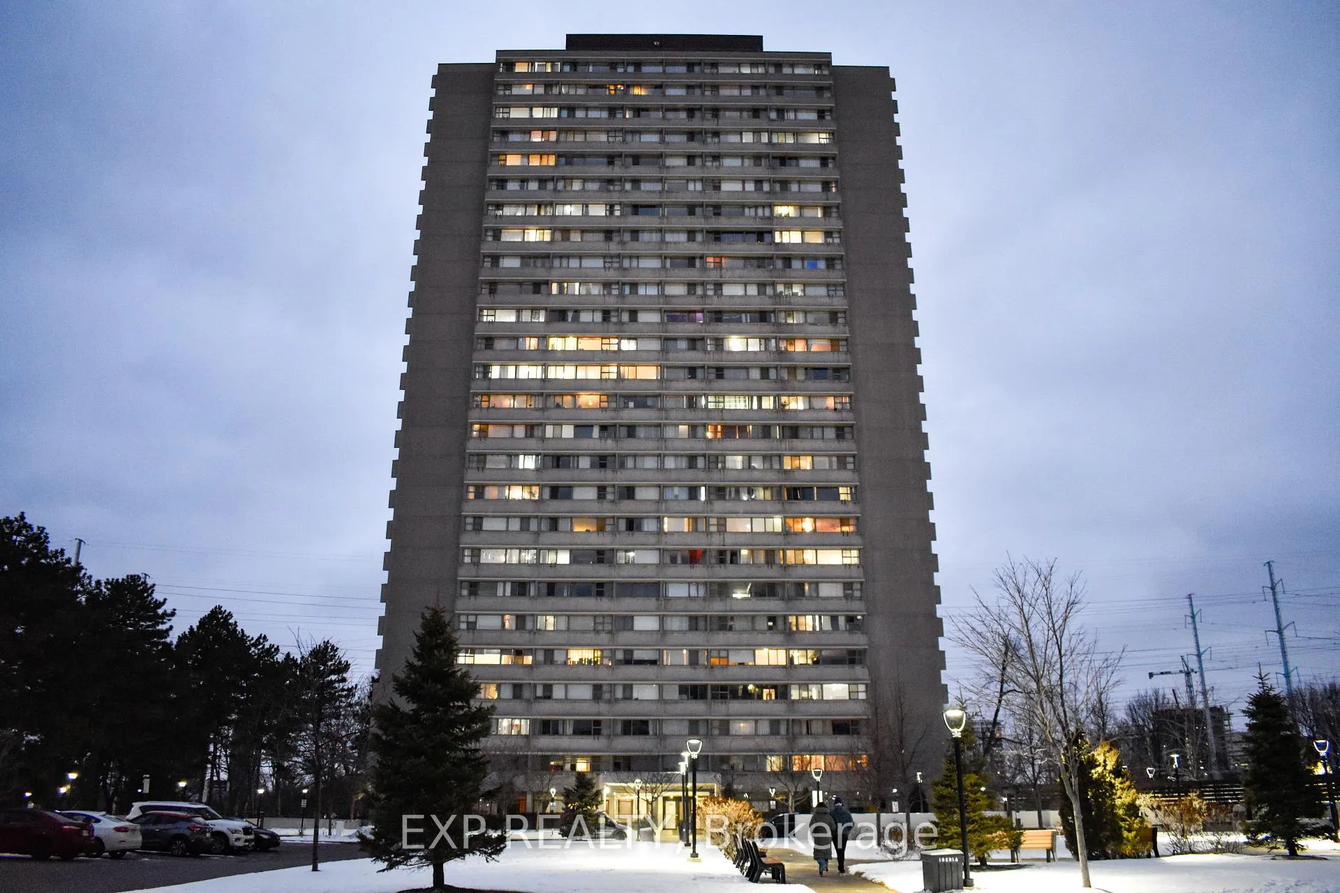 Front of Unit 1406, 735 Don Mills Road