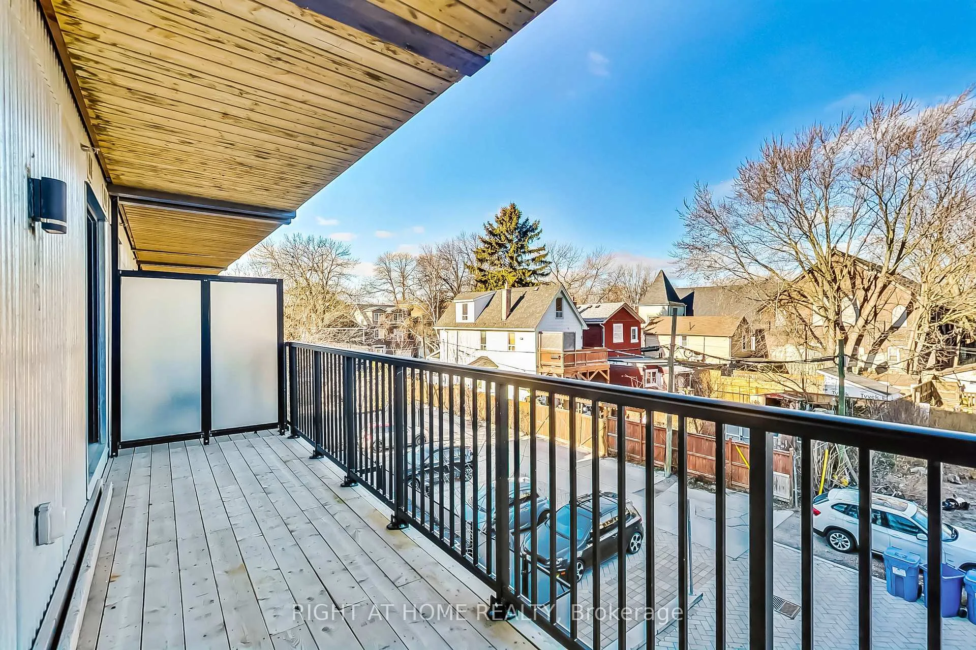 Photo 18 of Unit 301, 1602 Queen Street E, Toronto, The Beaches — HOMEH