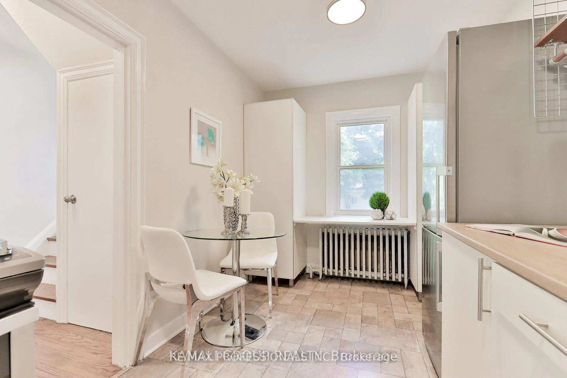 Photo 36 of 7 Elsfield Road, Etobicoke, Stonegate-Queensway — HOMEH