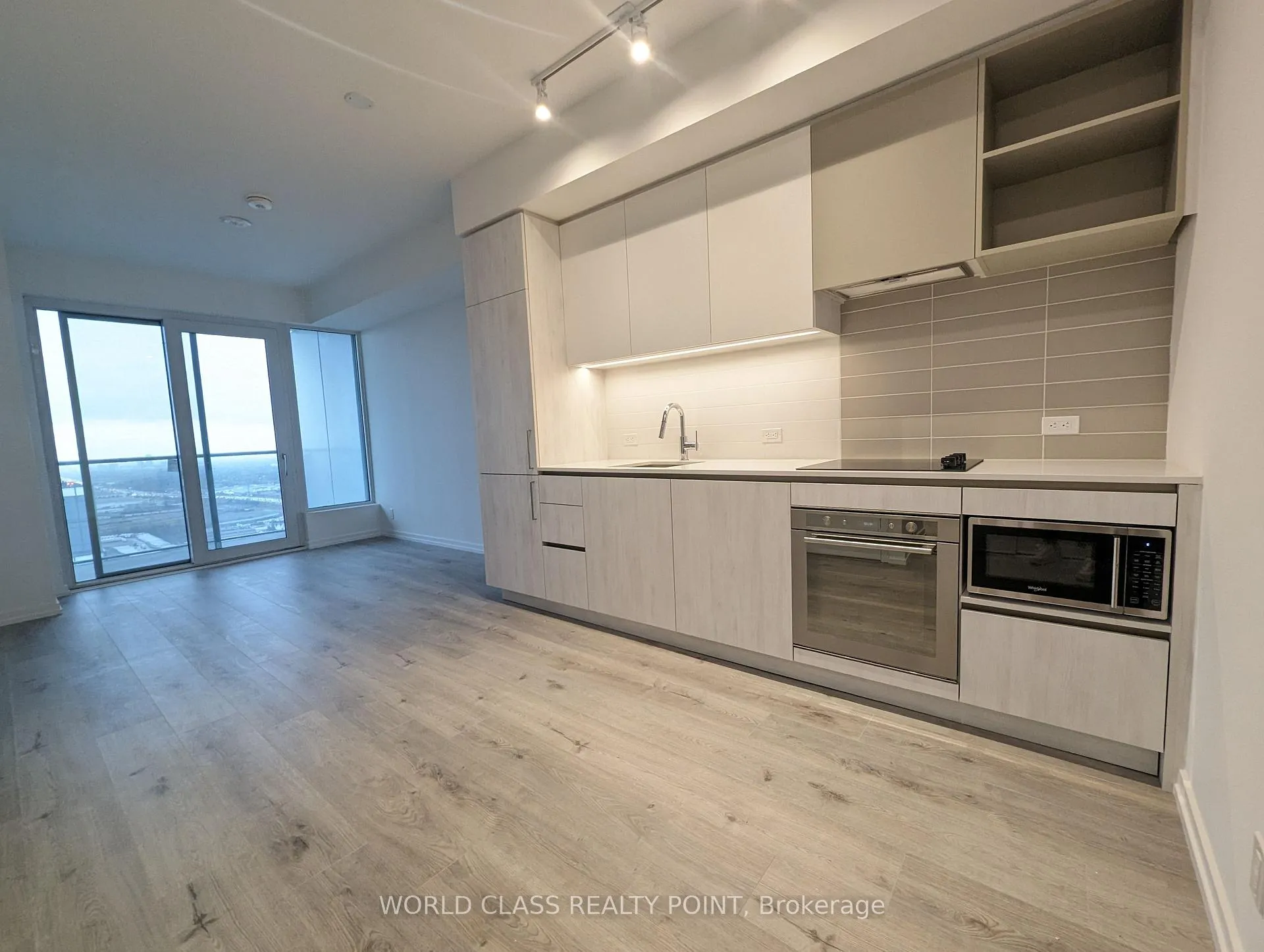 Photo 5 of Unit 4310, 7890 Jane Street, Vaughan, Vaughan Corporate Centre — HOMEH