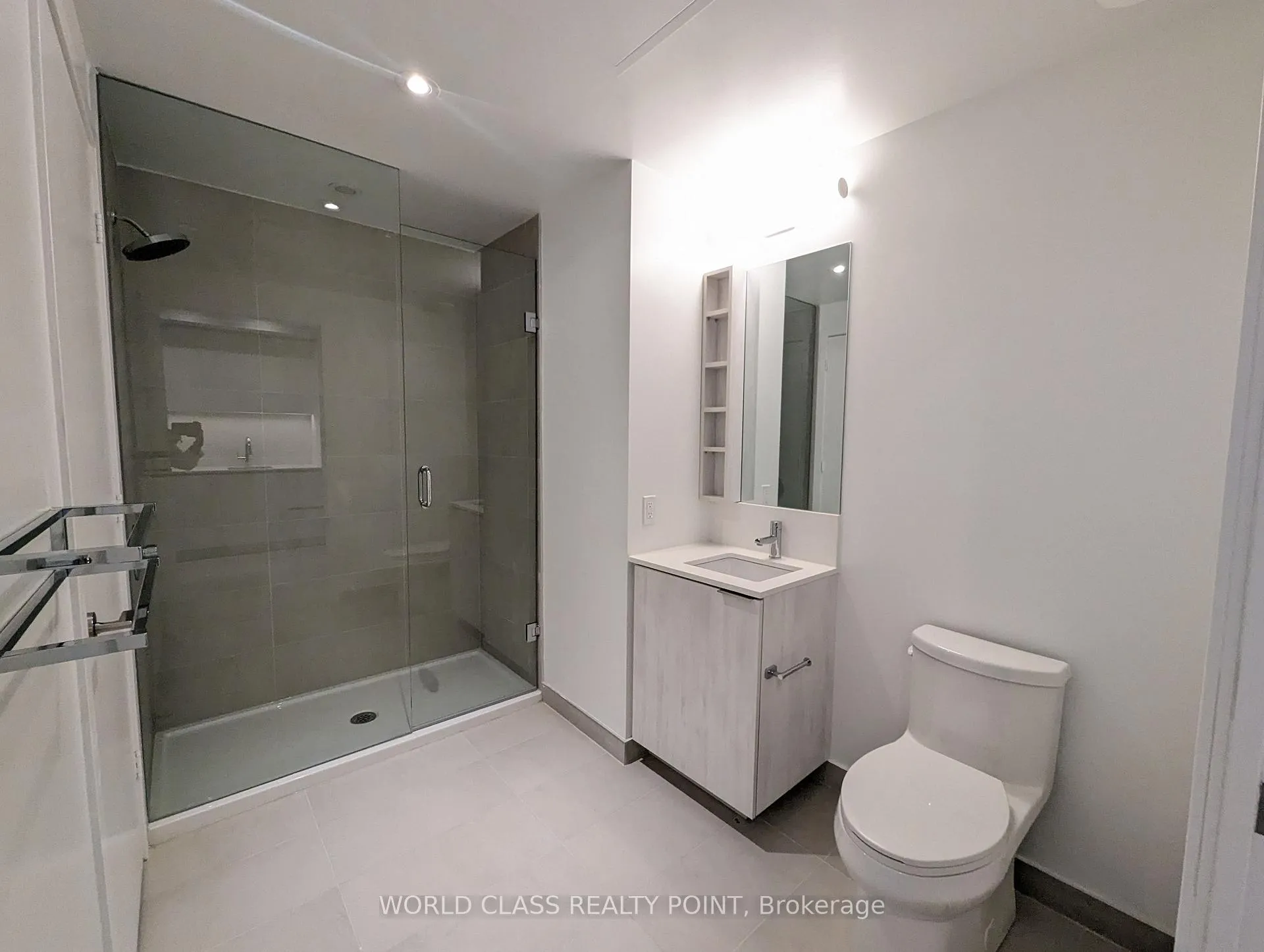 Photo 11 of Unit 4310, 7890 Jane Street, Vaughan, Vaughan Corporate Centre — HOMEH