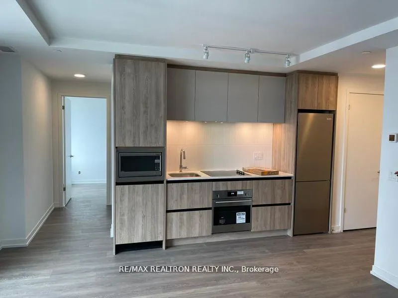 Photo 5 of Unit 805, 8 Beverley Glen Boulevard, Vaughan, Beverley Glen — HOMEH