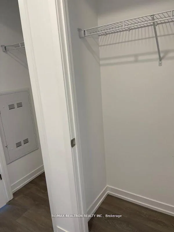 Photo 8 of Unit 805, 8 Beverley Glen Boulevard, Vaughan, Beverley Glen — HOMEH