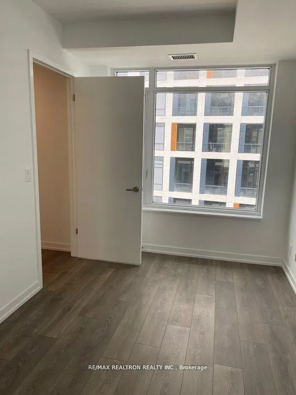 Photo 12 of Unit 805, 8 Beverley Glen Boulevard, Vaughan, Beverley Glen — HOMEH