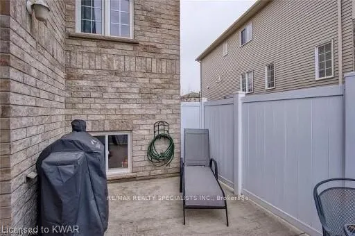 Photo 22 of Unit D, 246 Westmeadow Drive, Kitchener — HOMEH