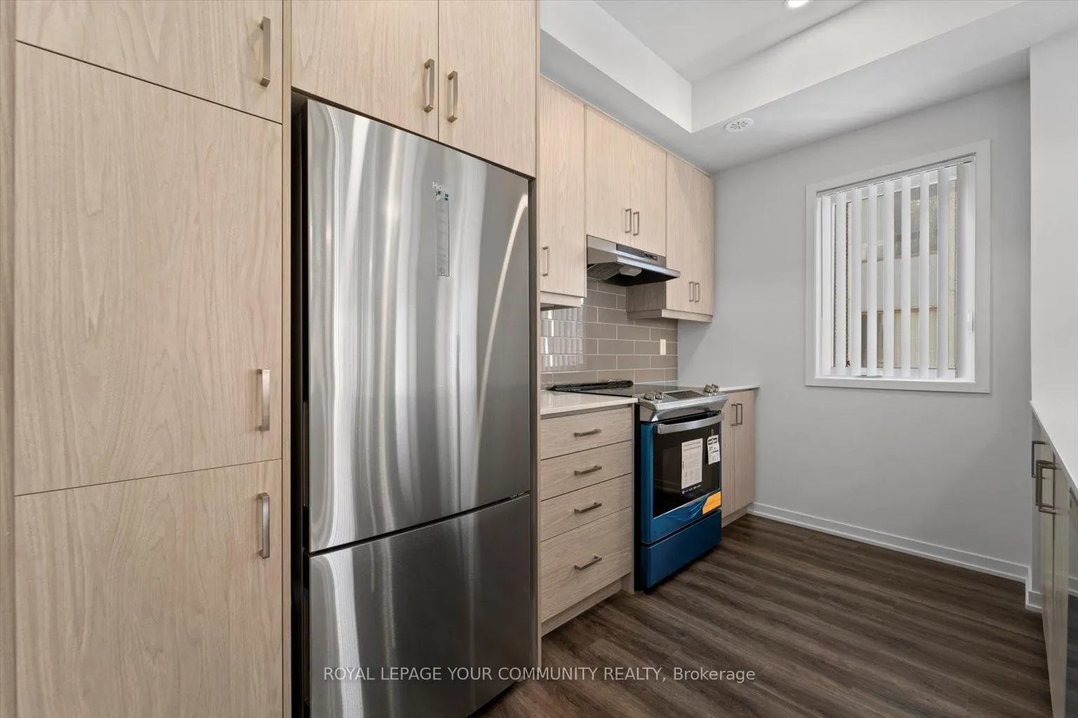 Photo 7 of Unit TH300, 250 Interchange Way, Vaughan, Concord — HOMEH