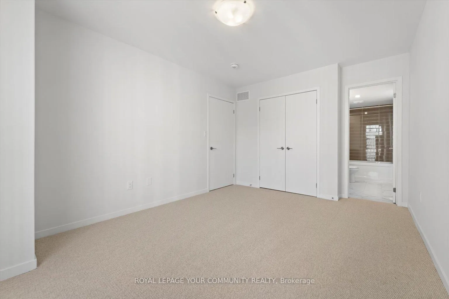 Photo 17 of Unit TH300, 250 Interchange Way, Vaughan, Concord — HOMEH