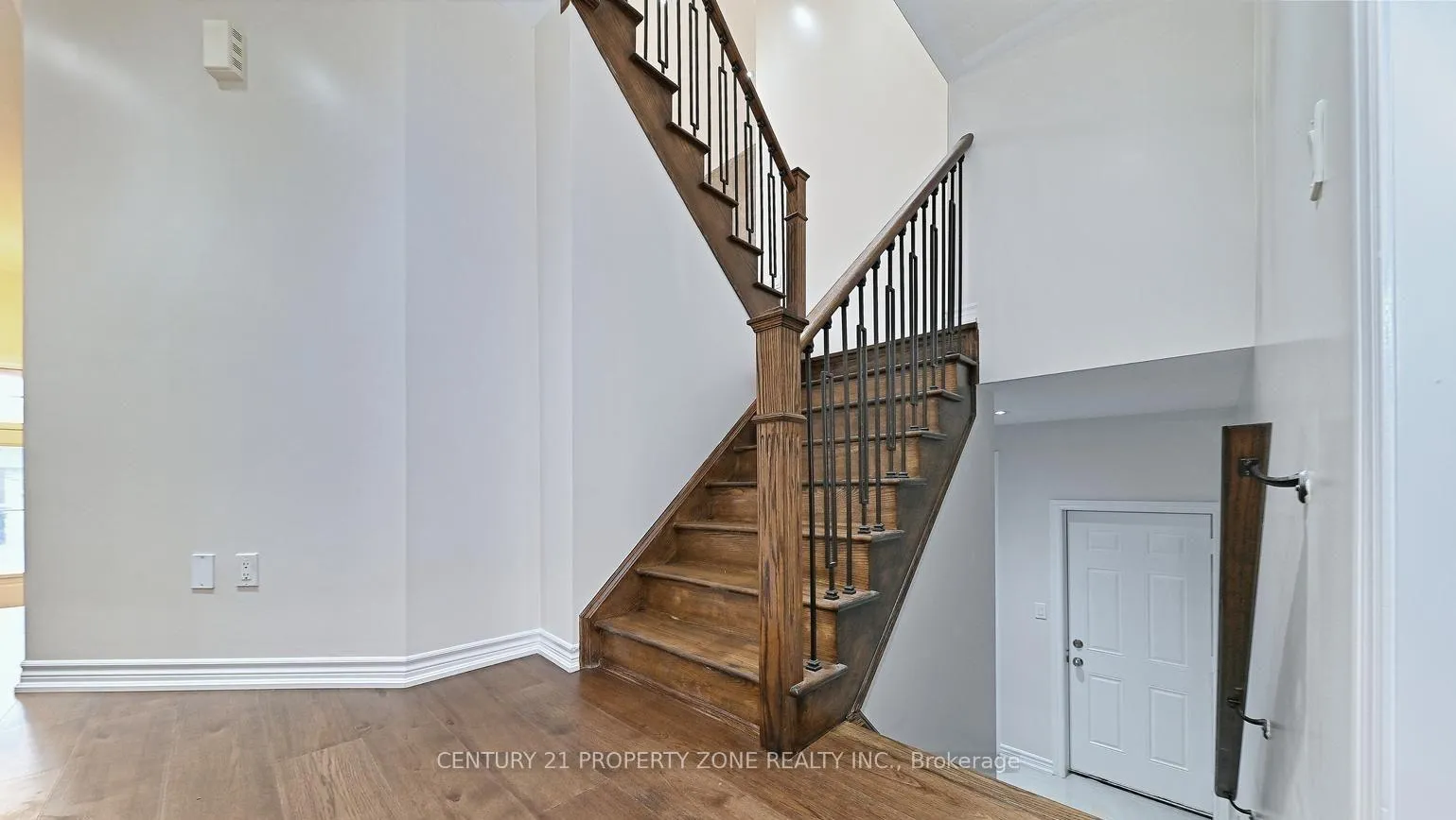 Photo 17 of 56 Royal Fren Crescent, Caledon, Rural Caledon — HOMEH