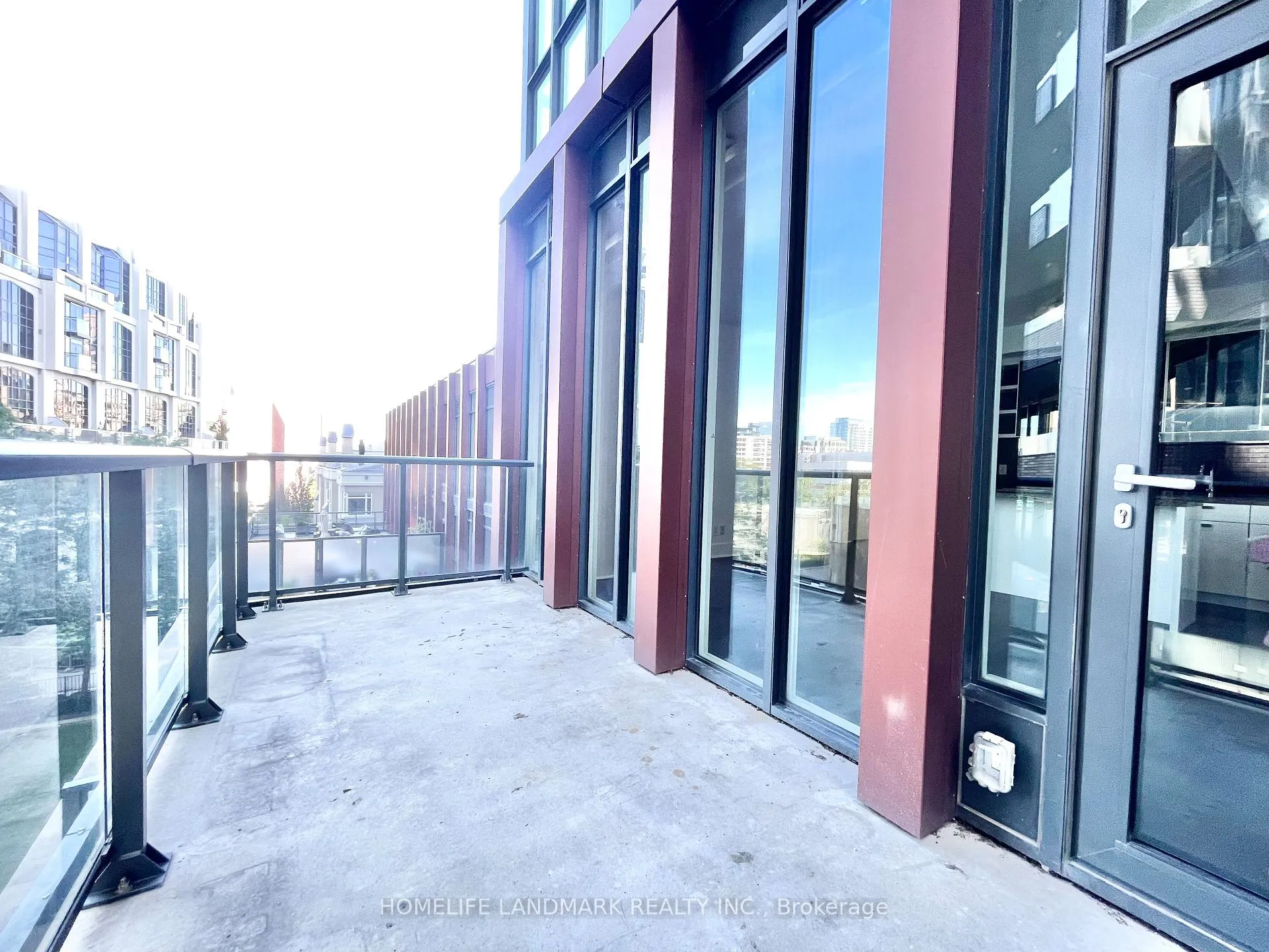 Photo 14 of Unit 402, 32 Davenport Road, Toronto, The Annex — HOMEH