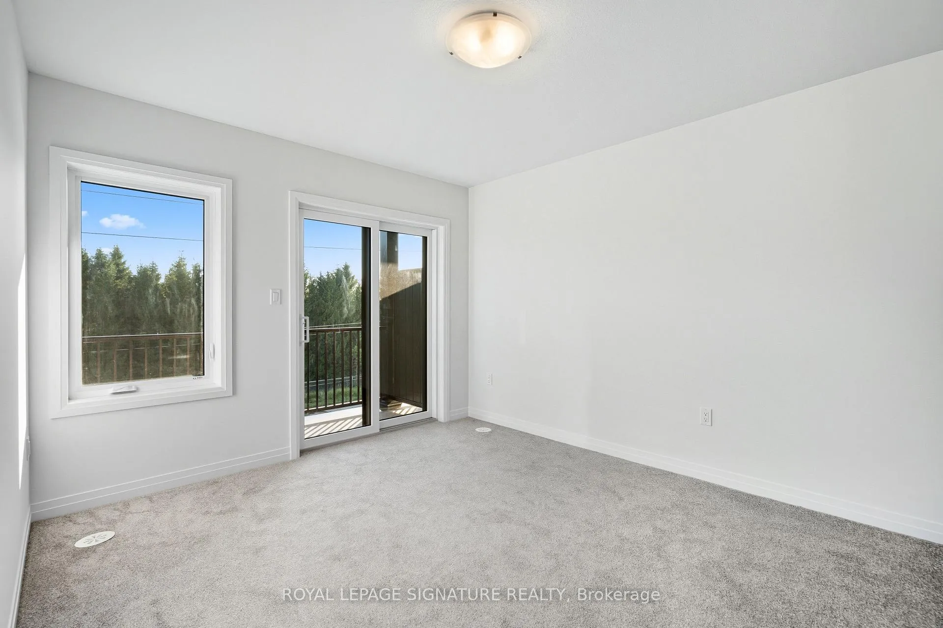 Photo 4 of Unit 56, 56 Thatcher Drive E, Guelph, Kortright East — HOMEH