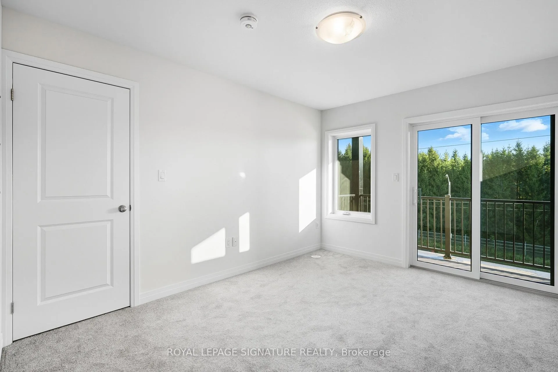 Photo 6 of Unit 56, 56 Thatcher Drive E, Guelph, Kortright East — HOMEH