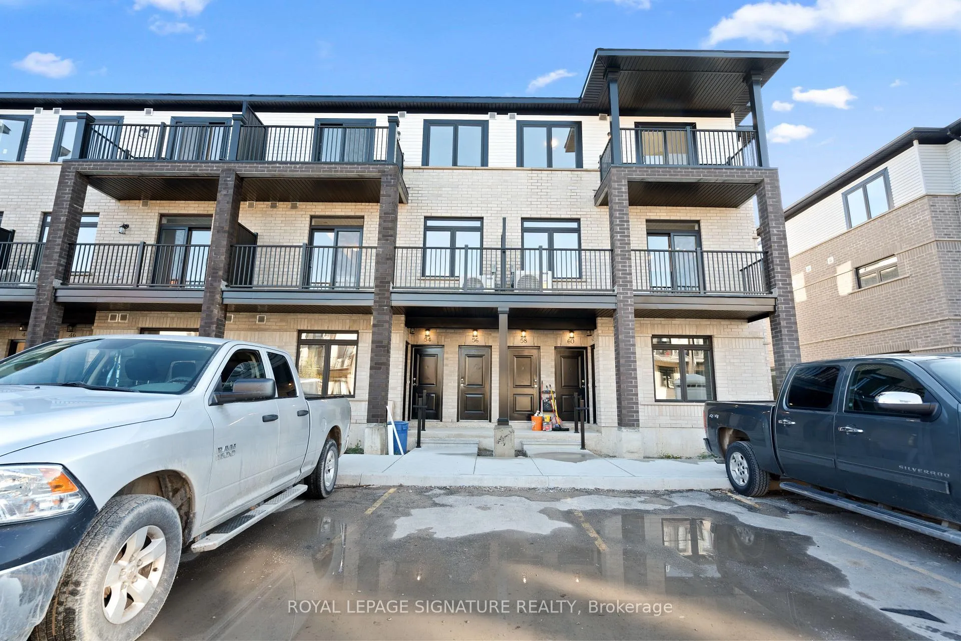 Photo 10 of Unit 56, 56 Thatcher Drive E, Guelph, Kortright East — HOMEH