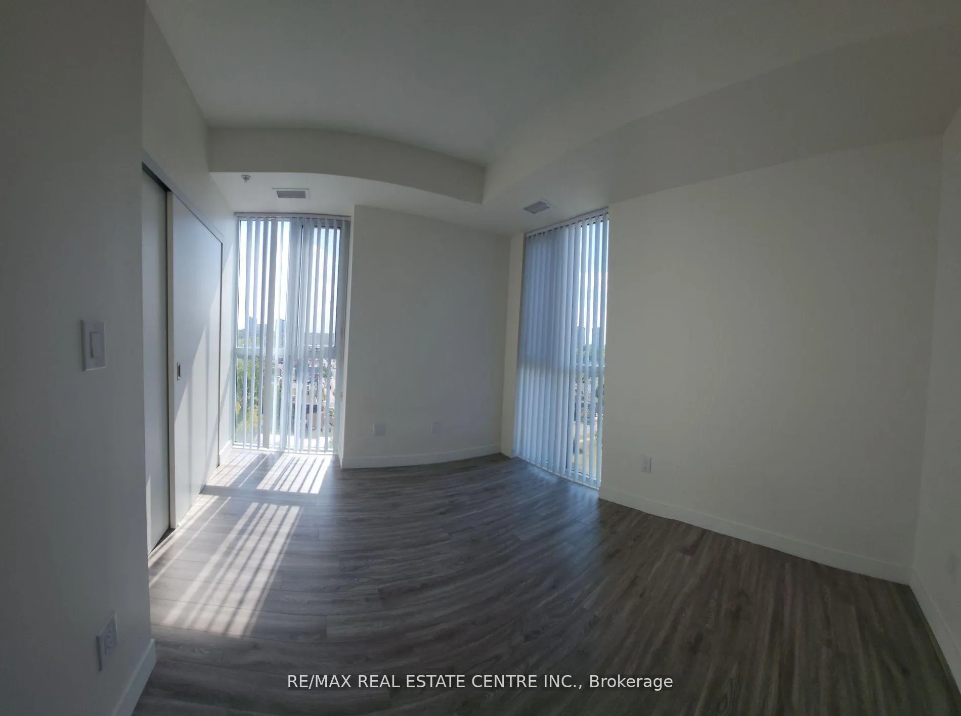 Photo 8 of Unit 904, 128 King St Street N, Waterloo — HOMEH