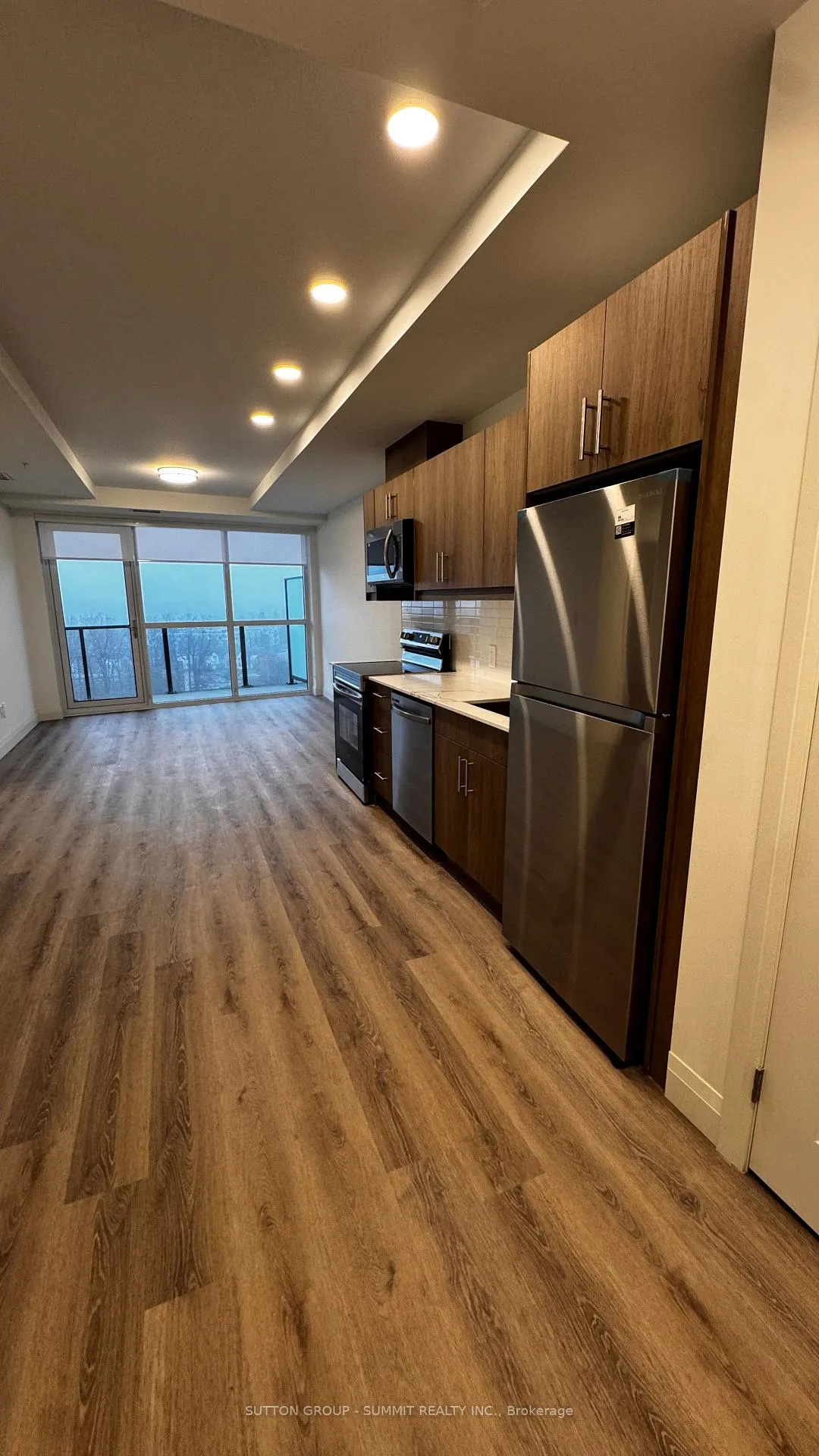 Photo 3 of Unit 909, 1333 Weber Street E, Kitchener — HOMEH