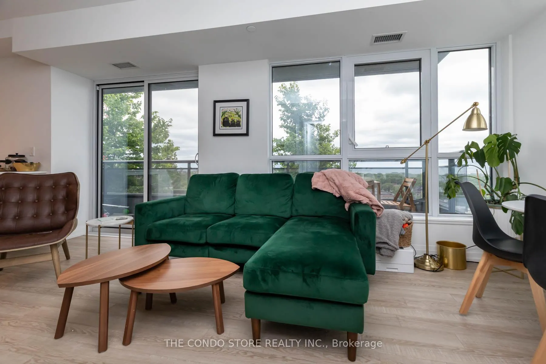 Photo 5 of Unit 1408, 286 Main Street, Toronto, East End-Danforth — HOMEH