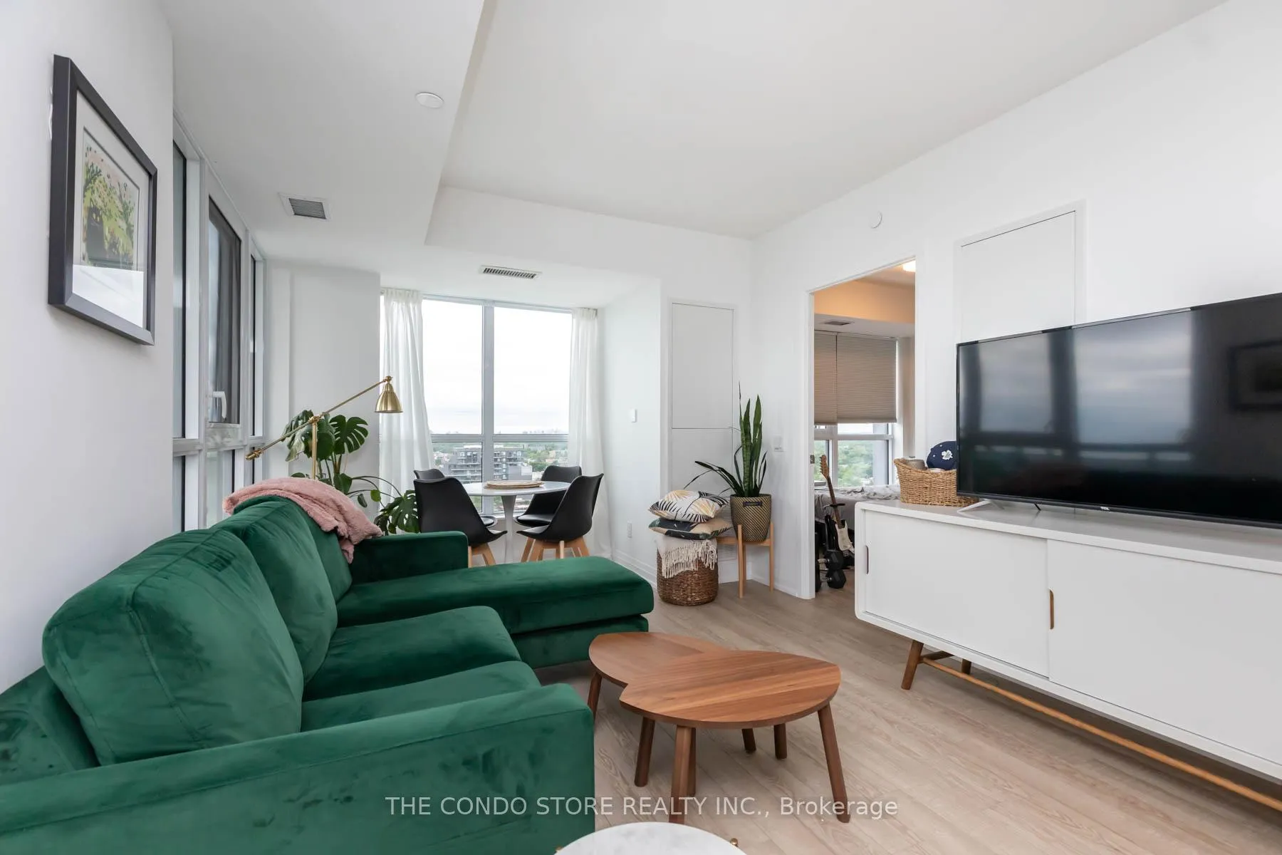 Photo 6 of Unit 1408, 286 Main Street, Toronto, East End-Danforth — HOMEH