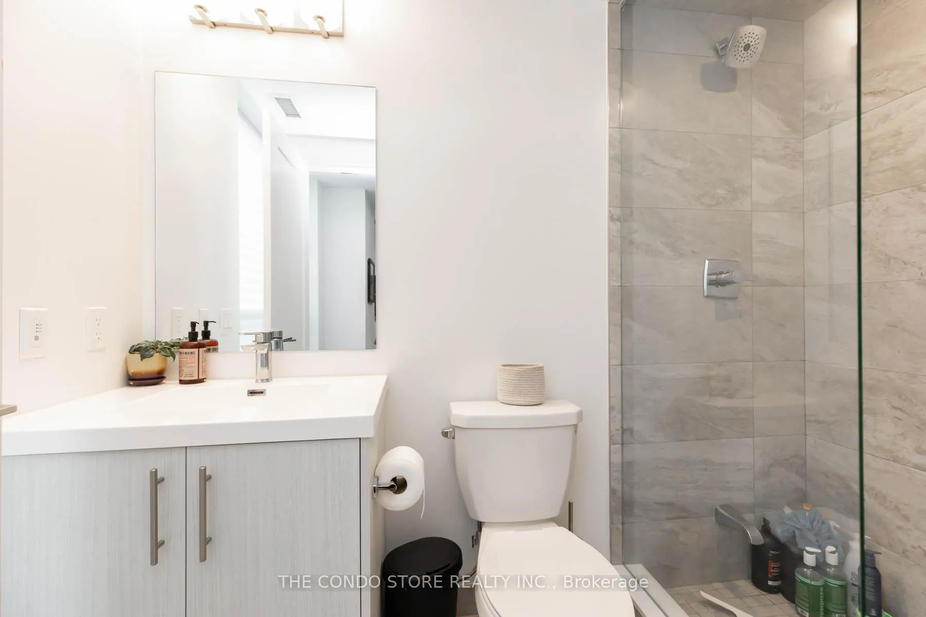 Photo 15 of Unit 1408, 286 Main Street, Toronto, East End-Danforth — HOMEH
