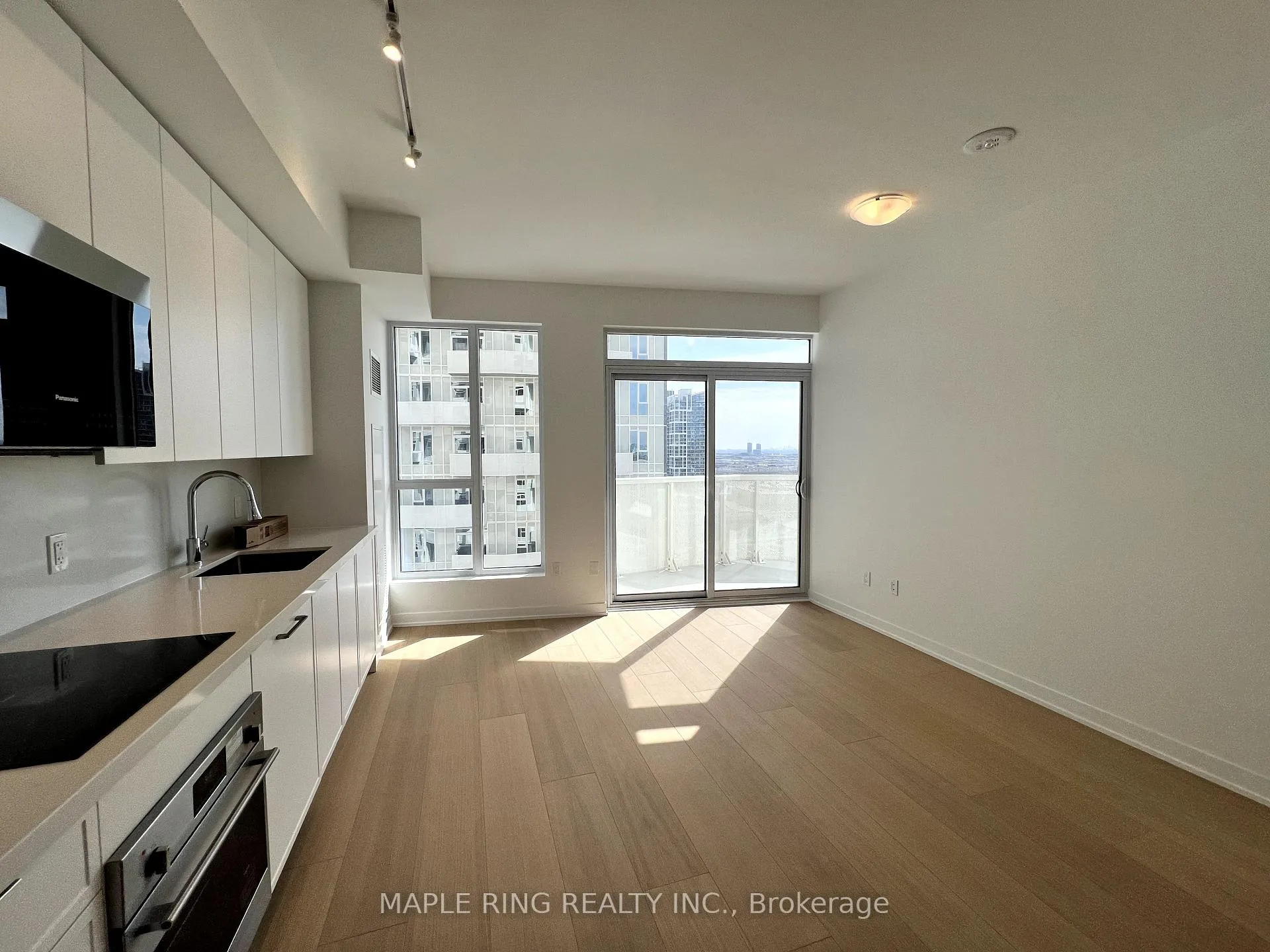 Photo 1 of Unit 1623, 498 Caldari Road, Vaughan, Concord — HOMEH