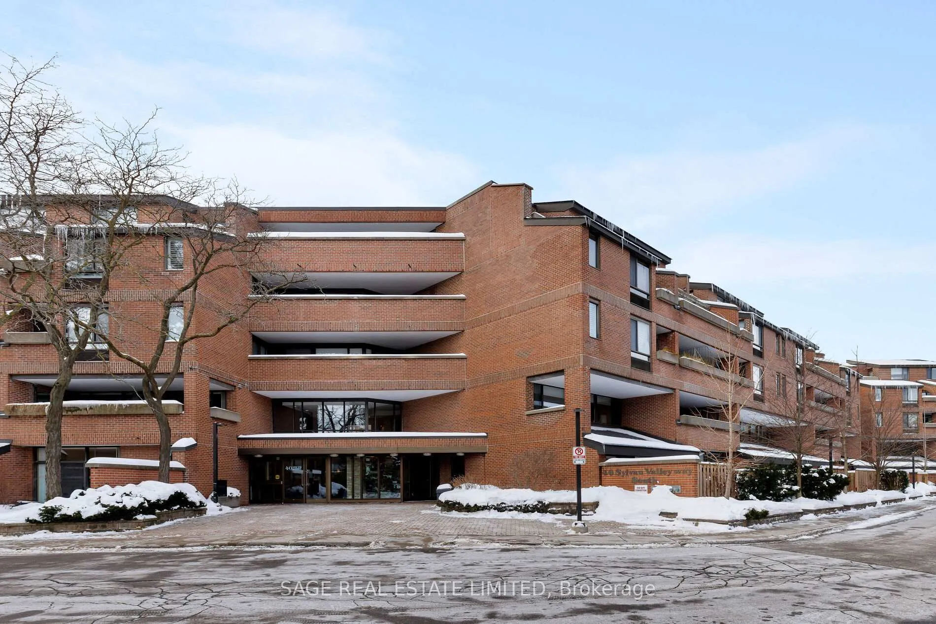 Front of Unit 512, 40 Sylvan Valley Way
