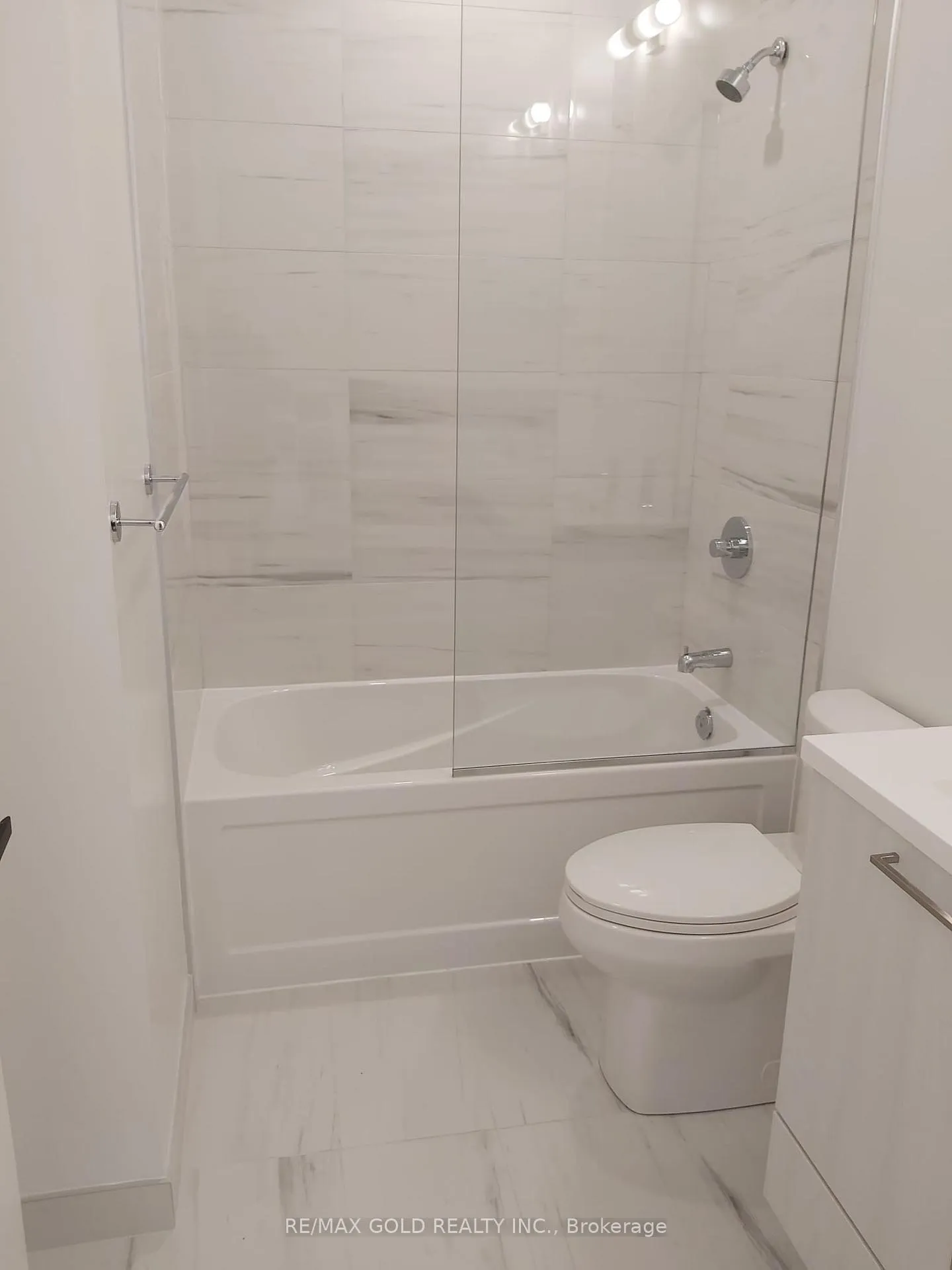 Photo 11 of Unit 2108, 195 Commerce Street, Vaughan, Vaughan Corporate Centre — HOMEH