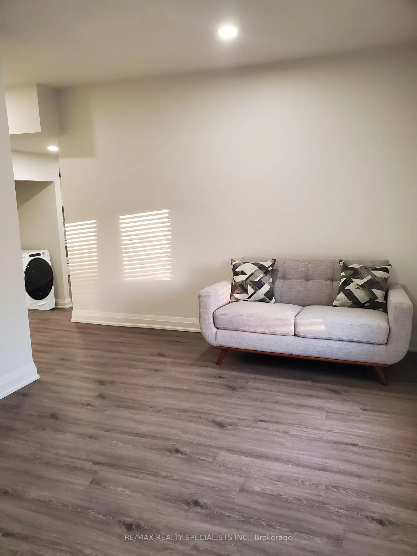 Photo 9 of Unit 304, 307 King Street E, Hamilton, Beasley — HOMEH
